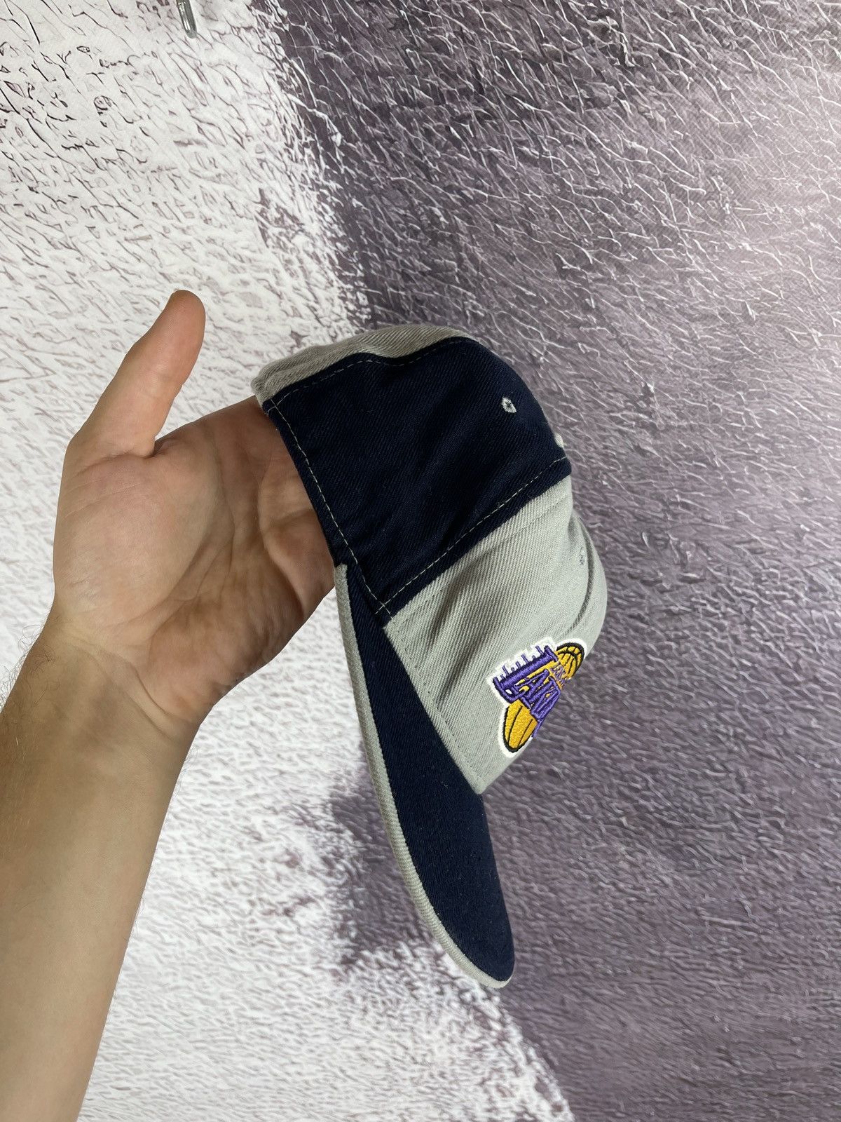 NBA New Era vintage 90s made in USA LA Lakers wool cap NBA Size ONE SIZE - 4 Thumbnail