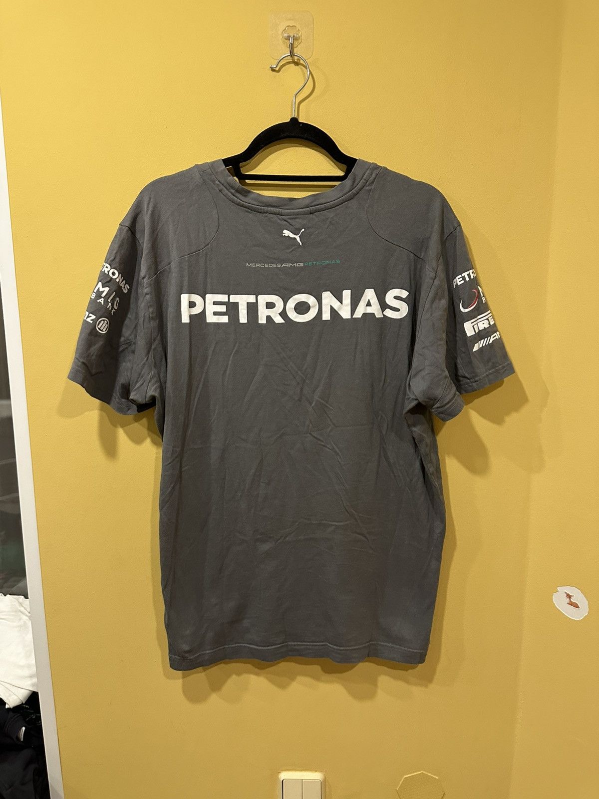 Formula 1 × Mercedes-Benz Mercedes Benz AMG Racing F1 Petronas Puma t-shirt Size US L / EU 52-54 / 3 - 7 Thumbnail