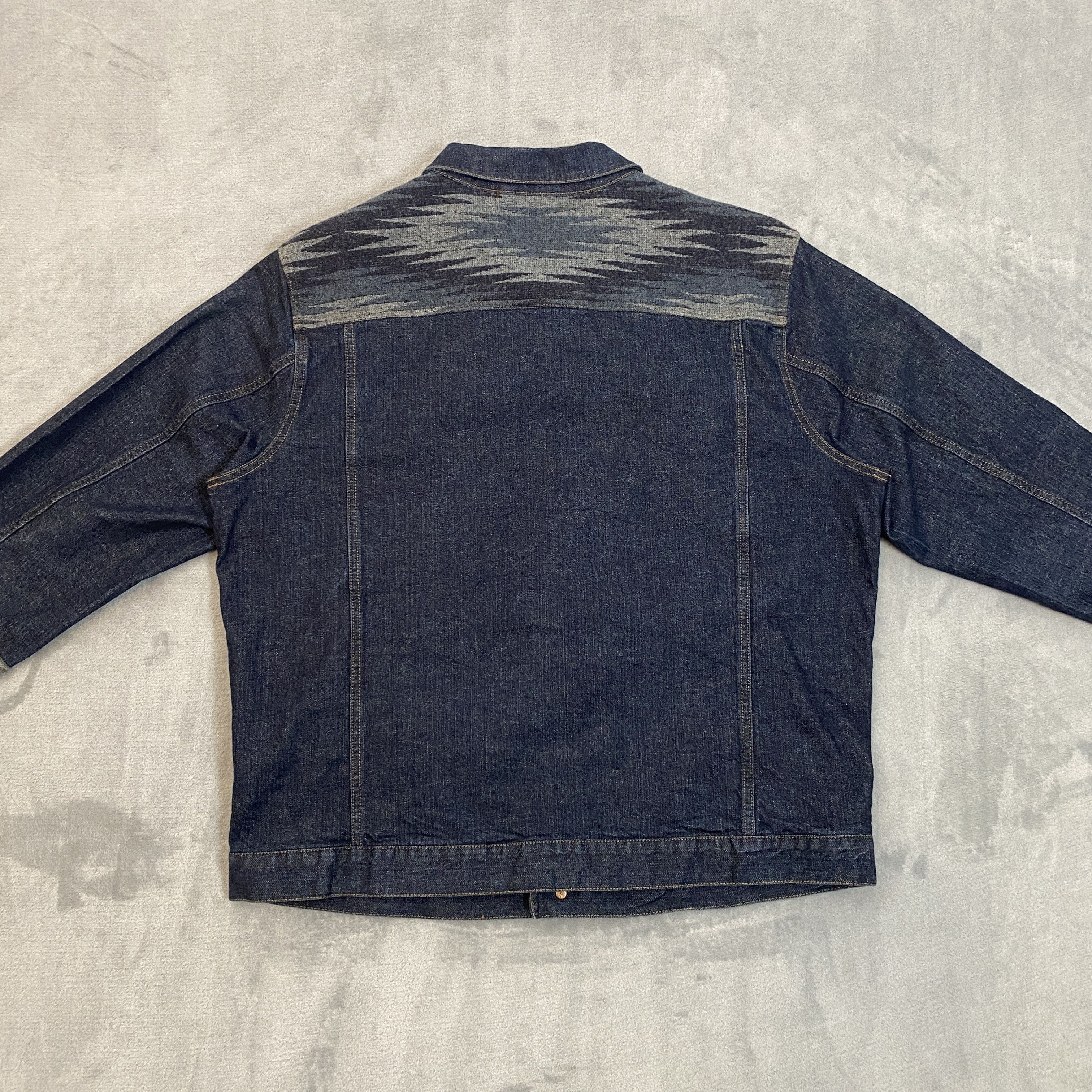 Pendleton × Vintage Denim Trucker Jacket Men XL Blue Aztec Navajo Wool Panels Size US XL / EU 56 / 4 - 9 Thumbnail