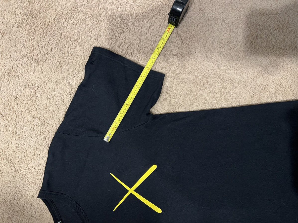 Kaws × Original Fake 2008 KAWS | Original Fake tee size 4 black Size US XL / EU 56 / 4 - 6 Thumbnail