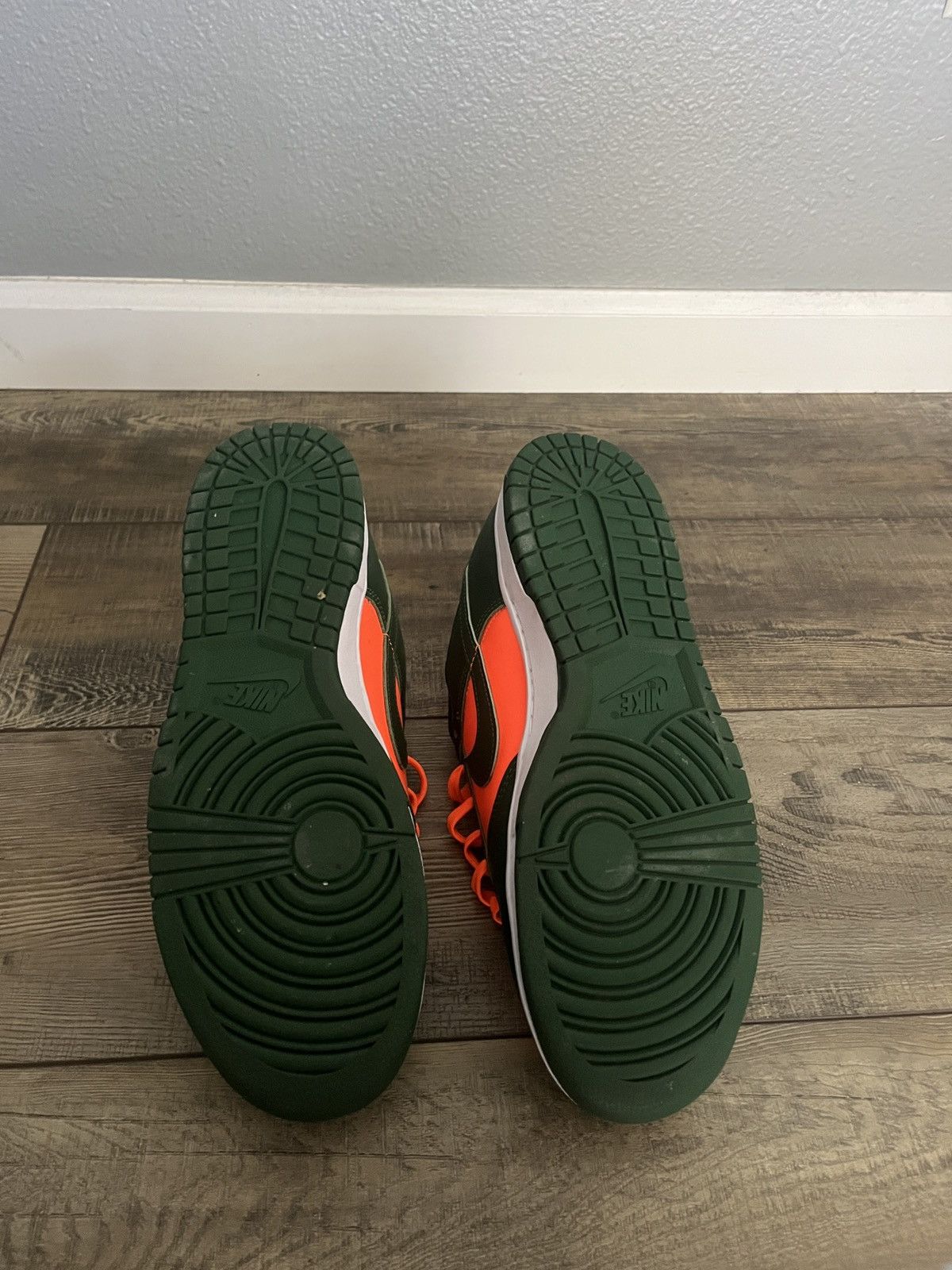 Nike Nike Dunk low "Miami Hurricanes" Size US 10.5 / EU 43-44 - 6 Thumbnail