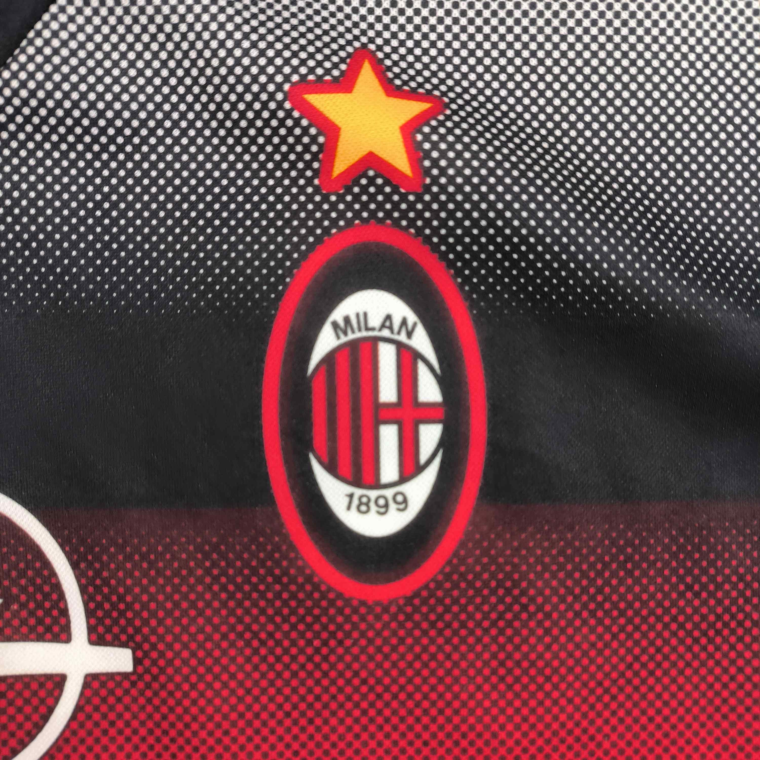 Lotto Sport AC Milan 1995-96 Lotto training football jersey size XXL Size US XXL / EU 58 / 5 - 4 Thumbnail