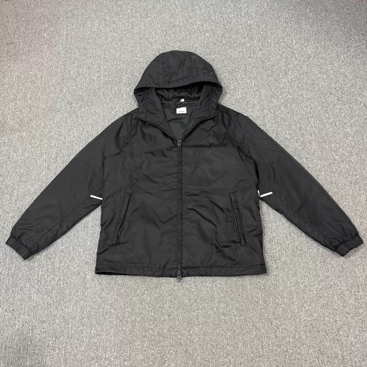 Burberry Burberry Horseferry black puffer jacket S 99 new Size S / US 4 / IT 40 - 1 Thumbnail