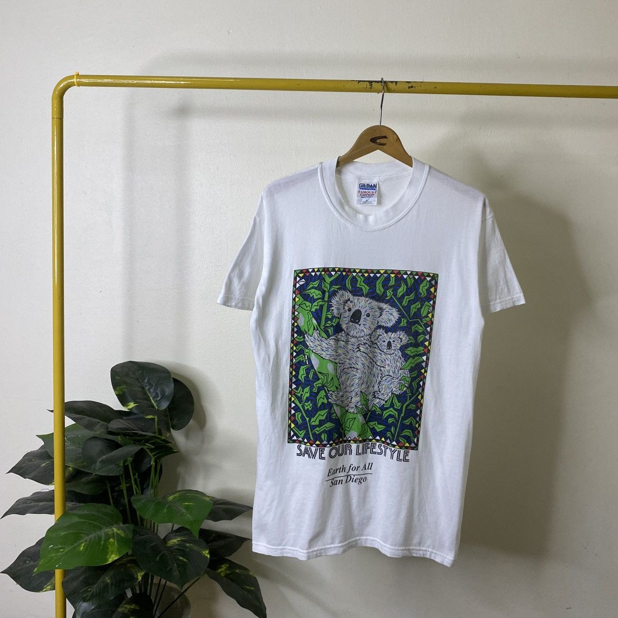 Vintage 2000s Earth For All San Diego T Shirt Size US M / EU 48-50 / 2 - 1 Thumbnail