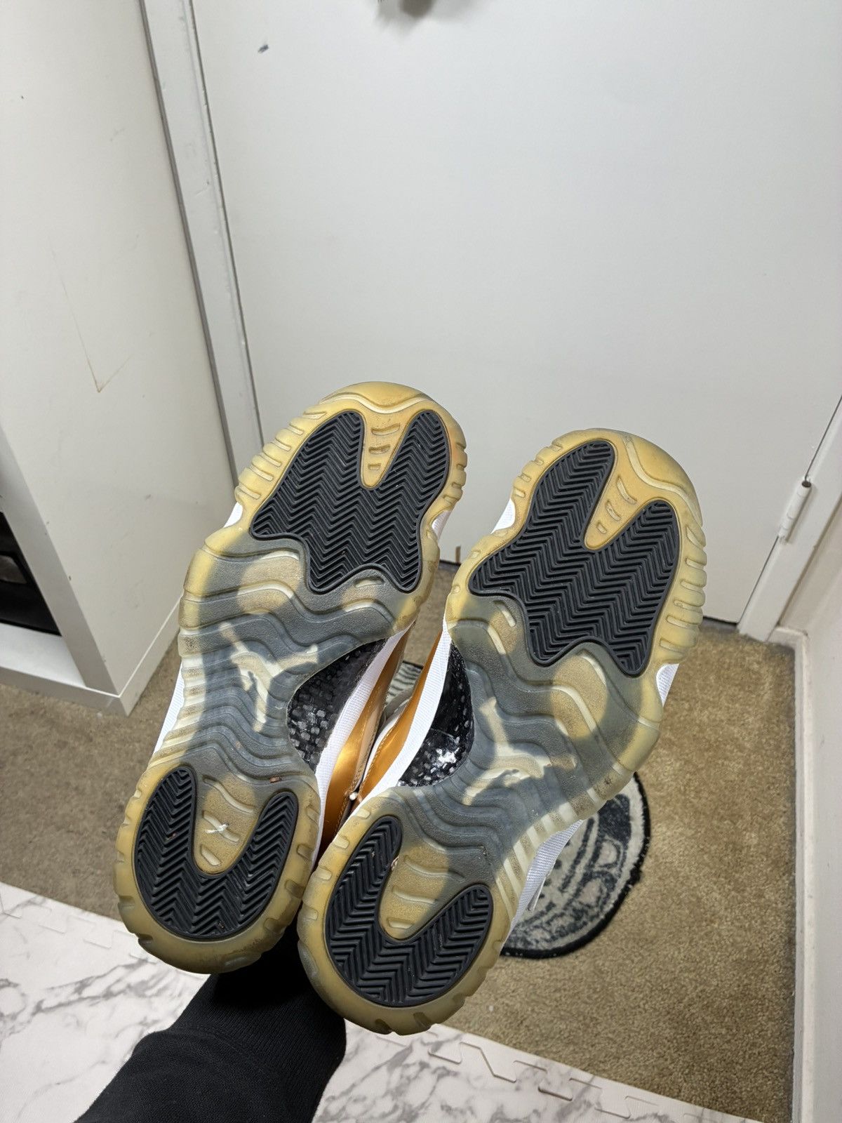 Jordan Brand Jordan 11 retro low closing ceremony 10.5 Size US 10.5 / EU 43-44 - 6 Thumbnail