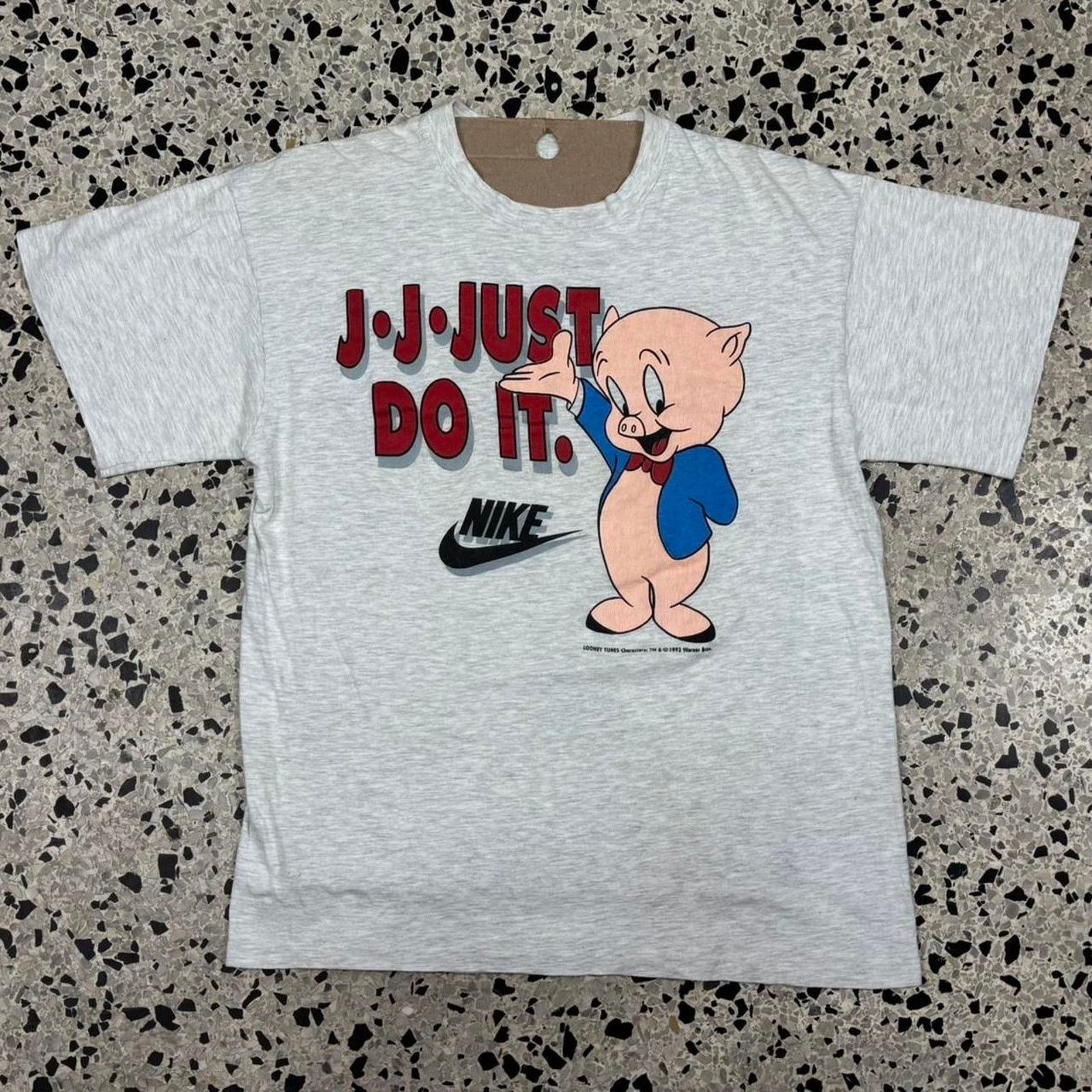 Nike × Vintage VINTAGE 90S NIKE PORKY PIG JUST DO IT SINGLE STITCH TEE: Size US L / EU 52-54 / 3 - 1 Thumbnail
