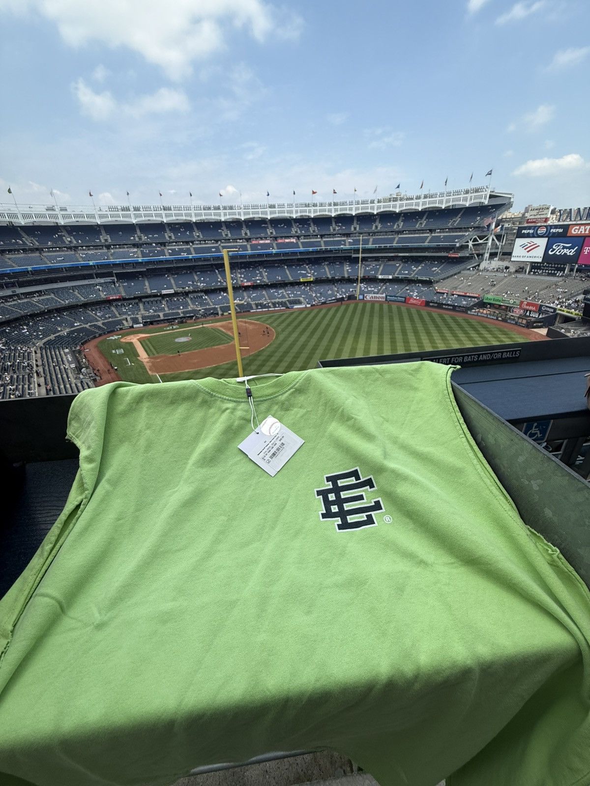 Eric Emanuel × MLB Eric Emanuel Yankee Stadium Exclusive Size US M / EU 48-50 / 2 - 1 Preview