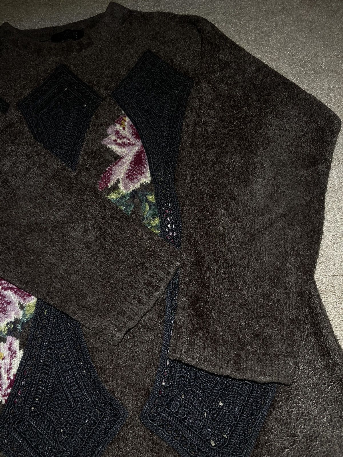 Japanese Brand × Yoshiyuki Konishi AW98 Yoshiyuki Konishi Floral Knit Lace Sweater Brown 90s Size US L / EU 52-54 / 3 - 4 Thumbnail