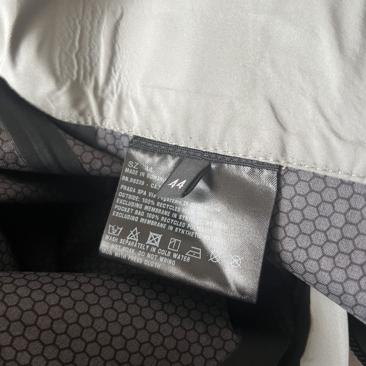 Prada 🔥🔥 Prada Luna Rossa Extreme-Tex Pants Size US 28 / EU 44 - 8 Thumbnail