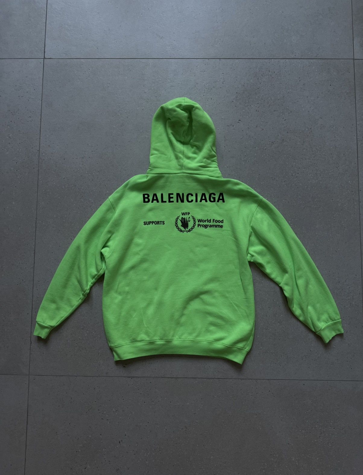 Balenciaga Balenciaga World Food Programme Hoodie Size US M / EU 48-50 / 2 - 3 Thumbnail