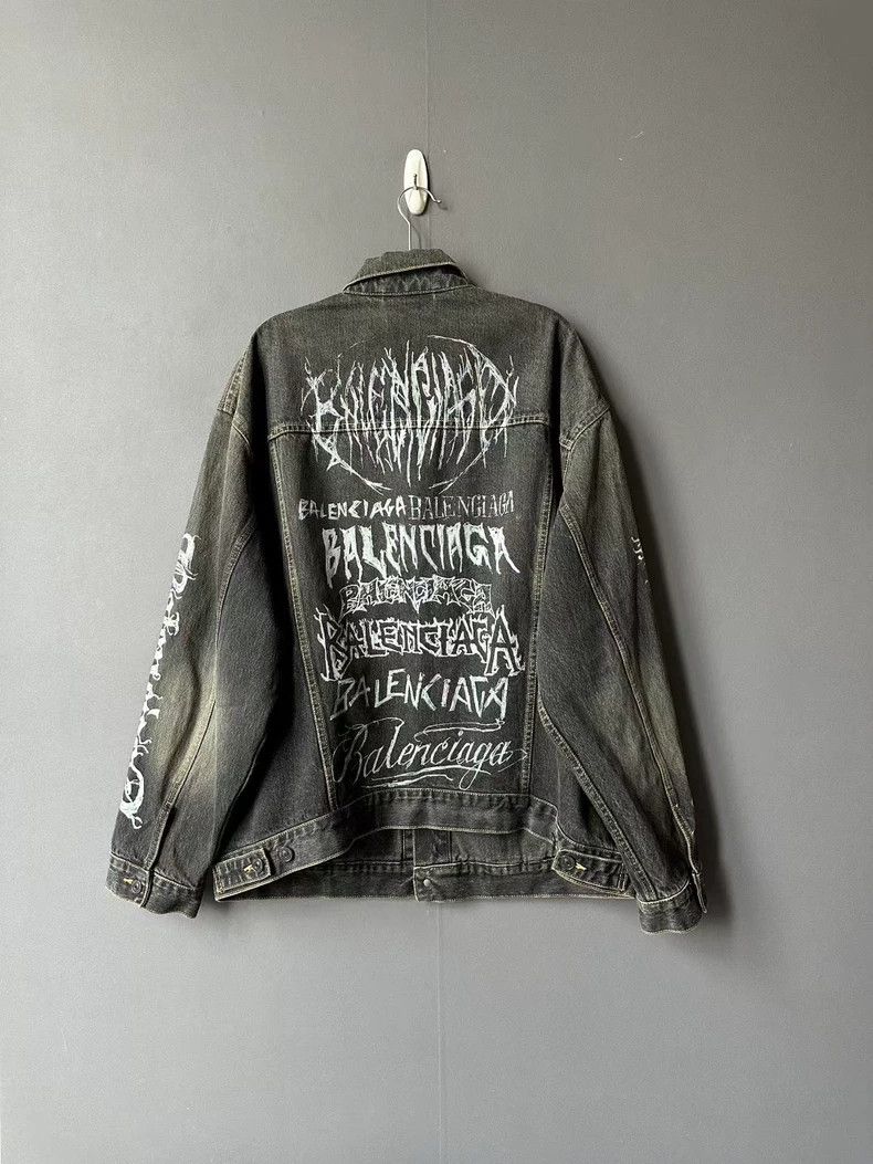 Balenciaga Balenciaga Sanskrit graffiti denim jacket Size US XS / EU 42 / 0 - 1 Thumbnail