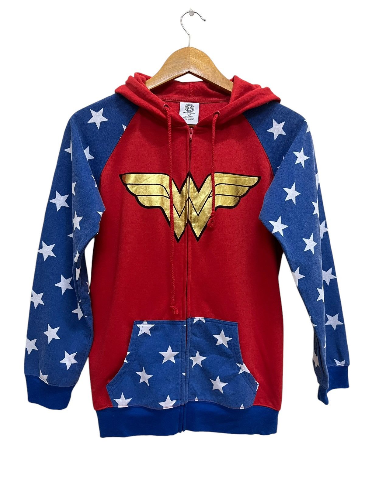 Disney × Japanese Brand Disney Wonder Woman Hoodie Size XL / US 12-14 / IT 48-50 - 1 Thumbnail