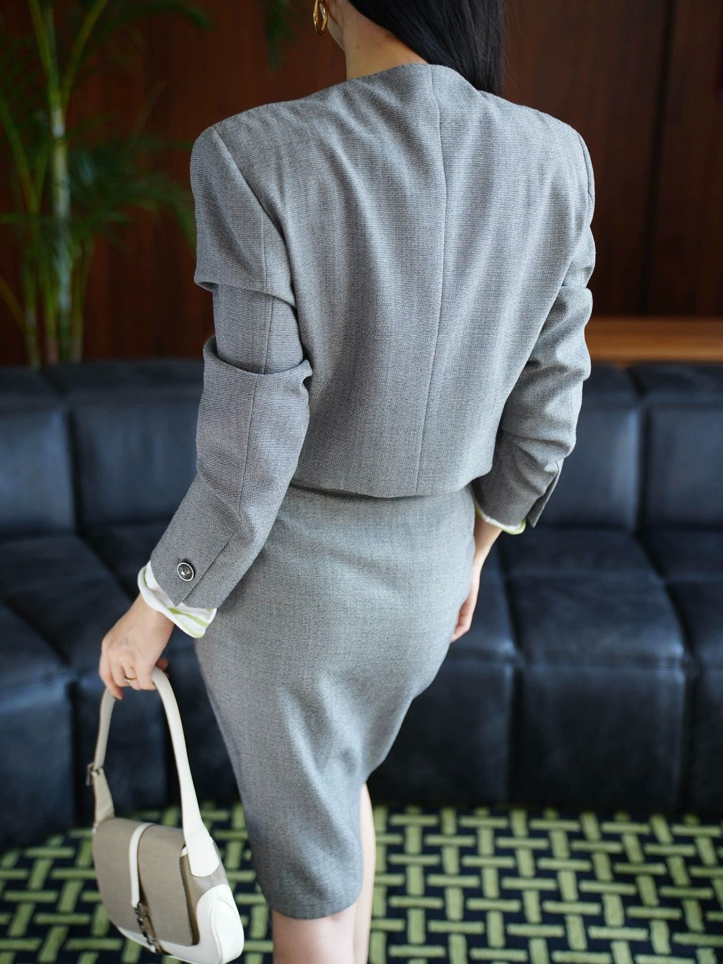 Versace Versace Vintage Gray Wool Oversized Cropped Blazer & Skirt Set Size M / US 6-8 / IT 42-44 - 3 Thumbnail