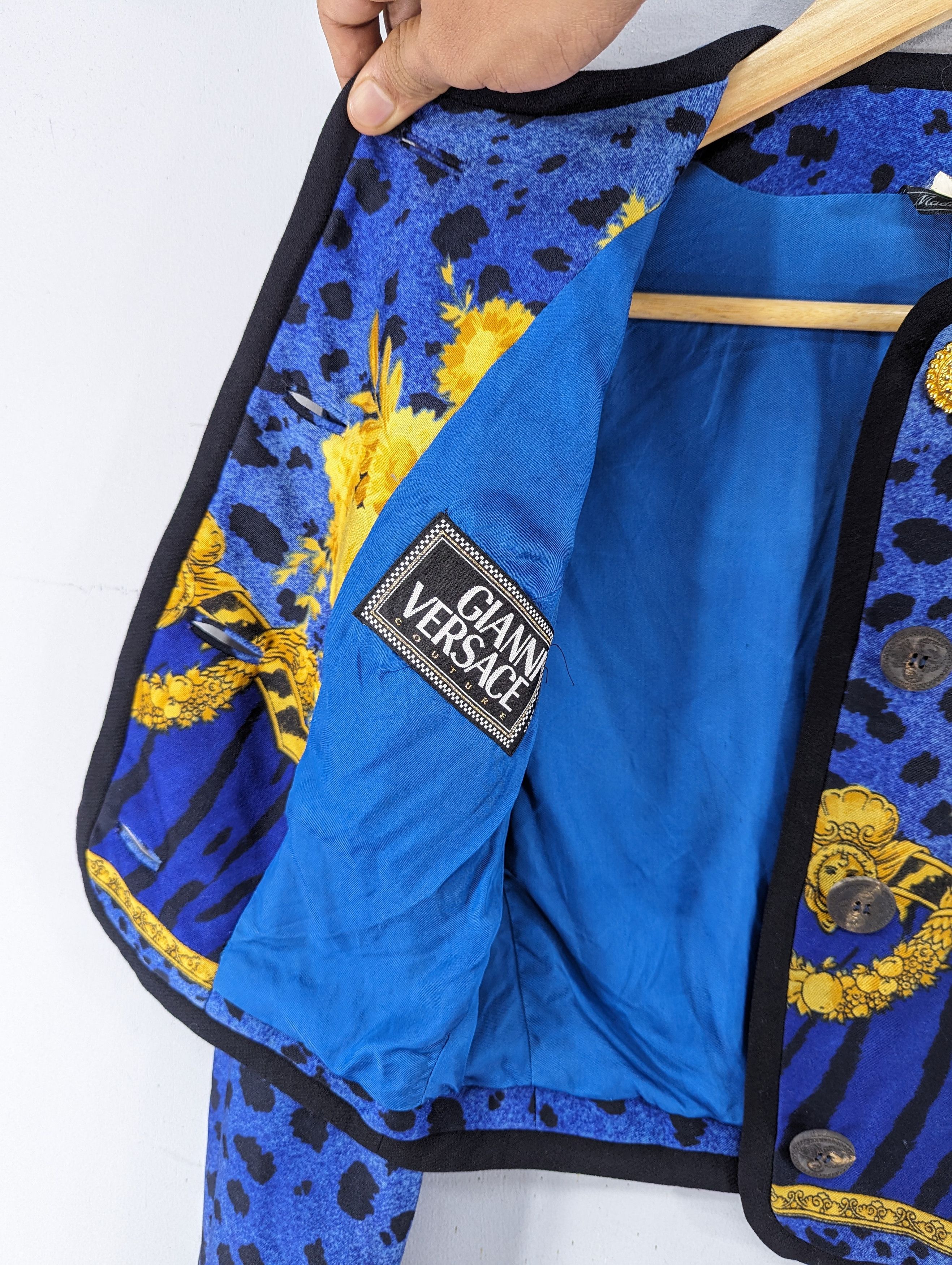 Versace Vintage 90s Gianni Versace Blue Baroque Leopard Print Jacket Size XS / US 0-2 / IT 36-38 - 15 Thumbnail