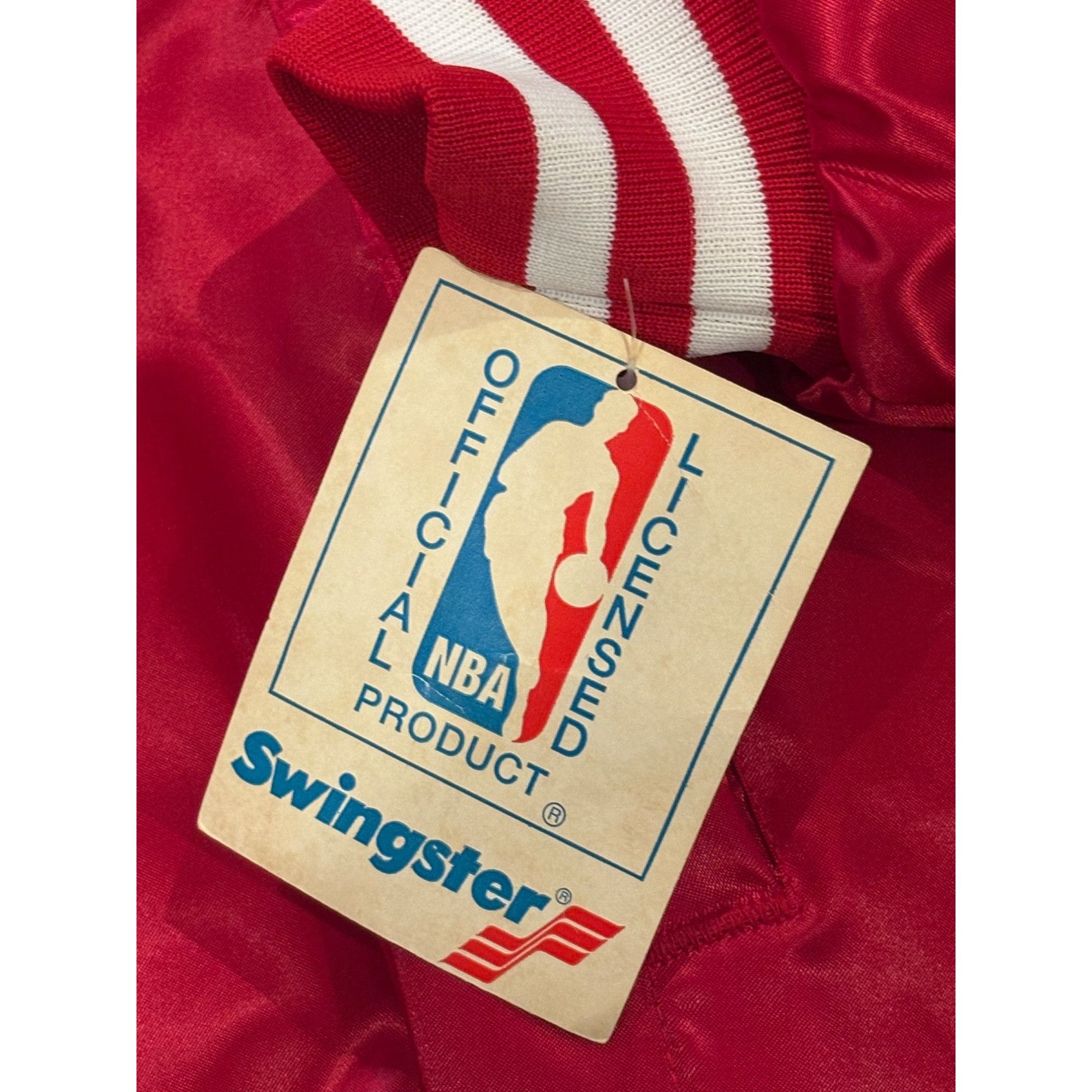 Swingster Deadstock Vintage 1980's Swingster Atlanta Hawks NBA Satin J Size US L / EU 52-54 / 3 - 7 Thumbnail