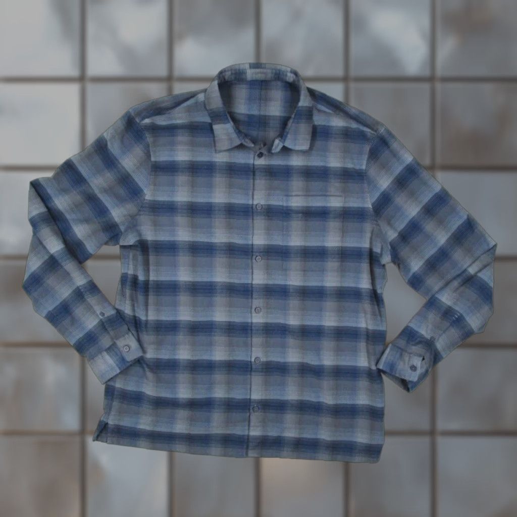 Lululemon Lululemon Shirt Mens Large Blue Peak Flannel Button Up Long Sleeve Workwear Hike Size US L / EU 52-54 / 3 - 1 Thumbnail