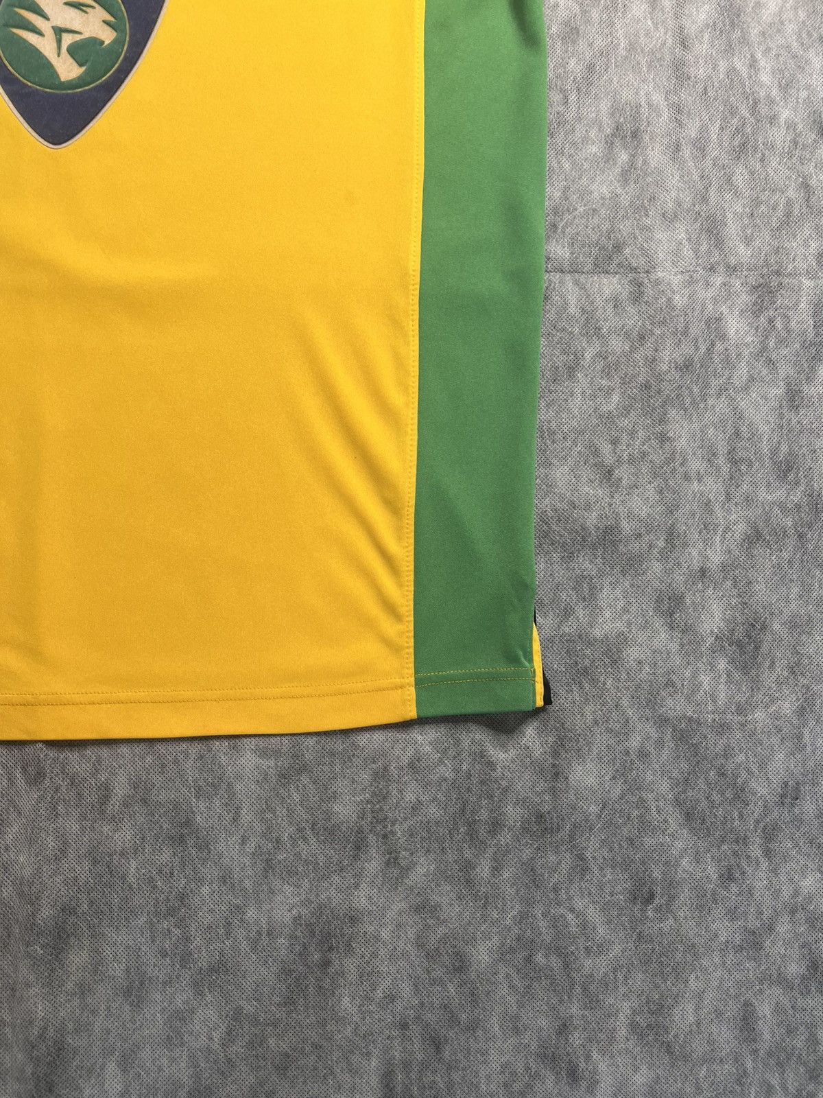 Other Norwich City Home Football Shirt 2003/05 Adults L Xara Size US L / EU 52-54 / 3 - 7 Thumbnail