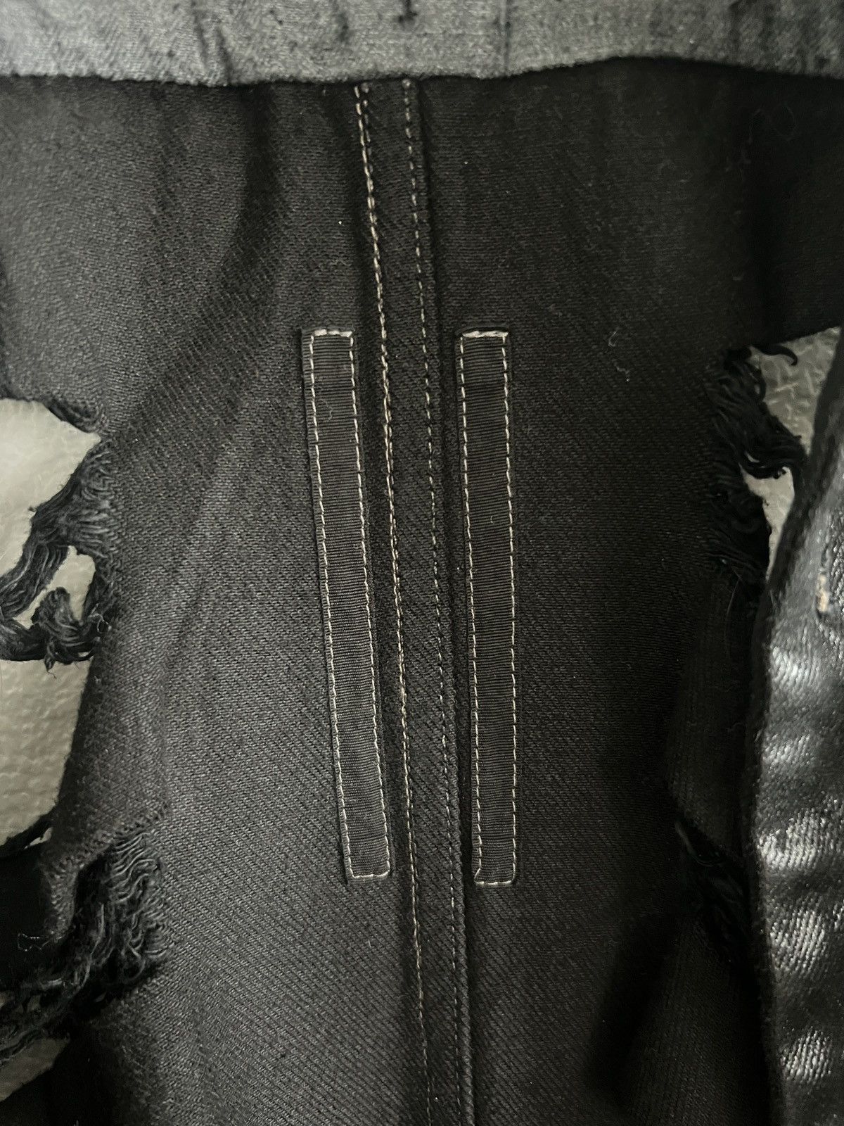 Rick Owens Drkshdw Rick Owens Strobe Oversized Distressed Coated-Jacket $2120 Size US S / EU 44-46 / 1 - 6 Thumbnail