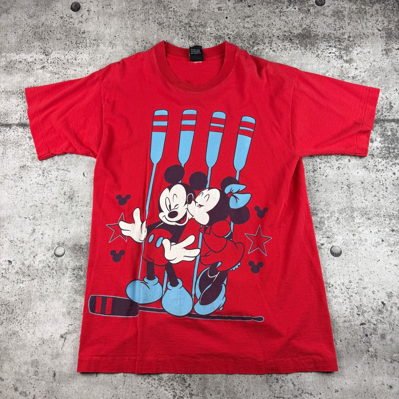 Mickey Unlimited Vintage Mickey & Minnie Mouse Kissing Shirt Size Large Size US L / EU 52-54 / 3 - 1 Thumbnail