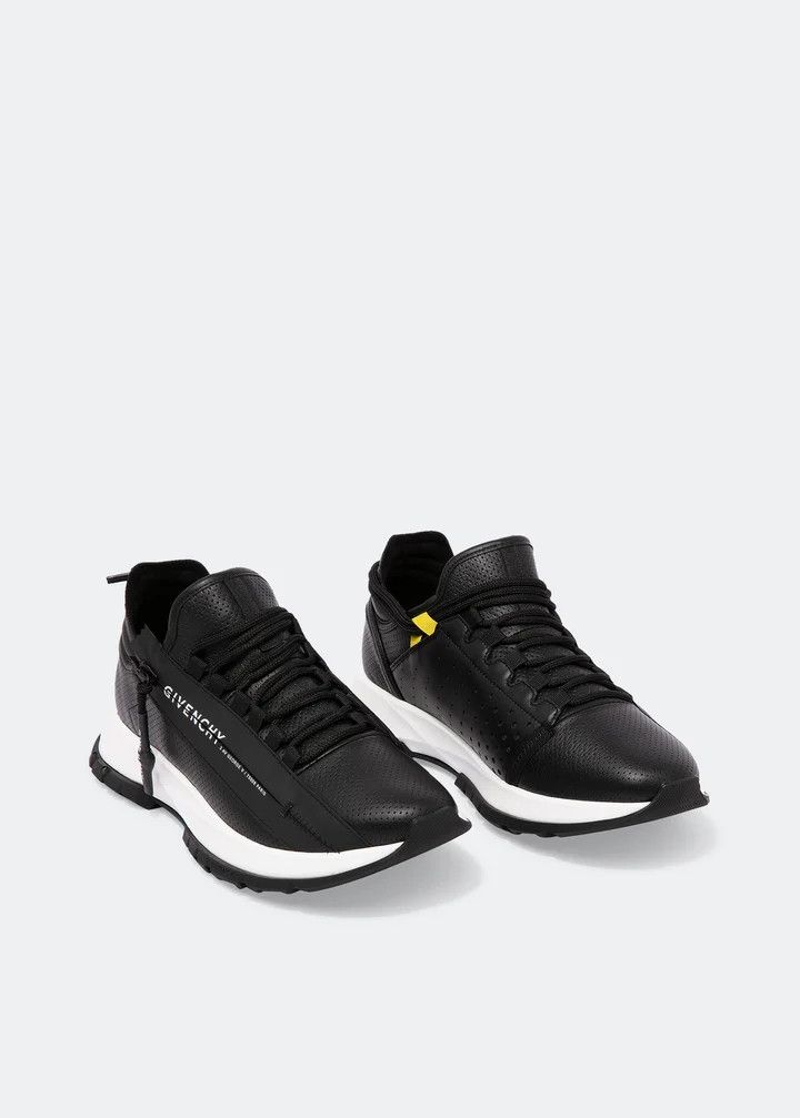 Givenchy o1lv12m1025 Spectre Runner Low With Zip in Black Size US 12 / EU 45 - 2 Thumbnail