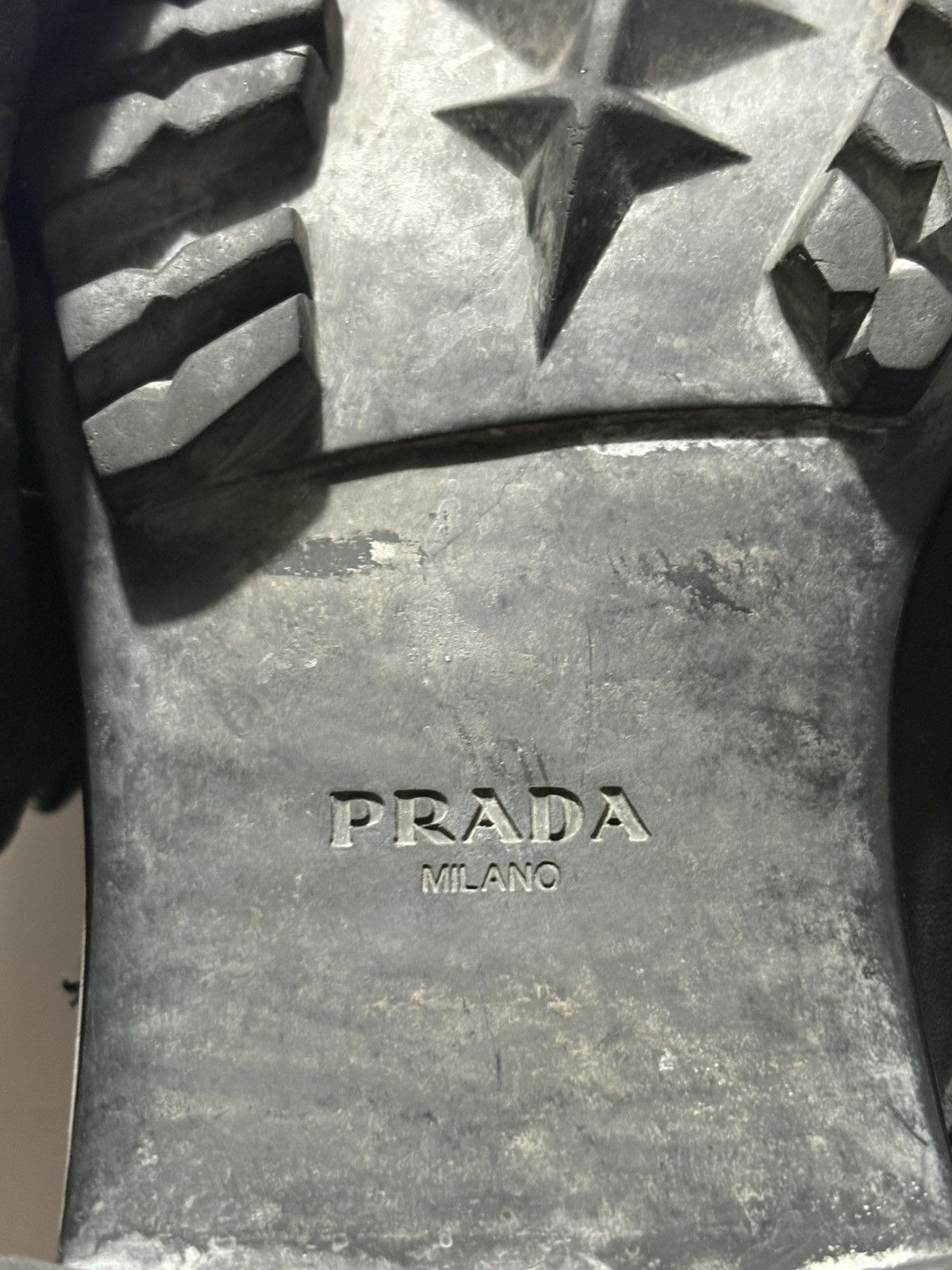 Prada PRADA BRUSHED LEATHER DERBY SHOES Size US 11 / EU 44 - 7 Thumbnail