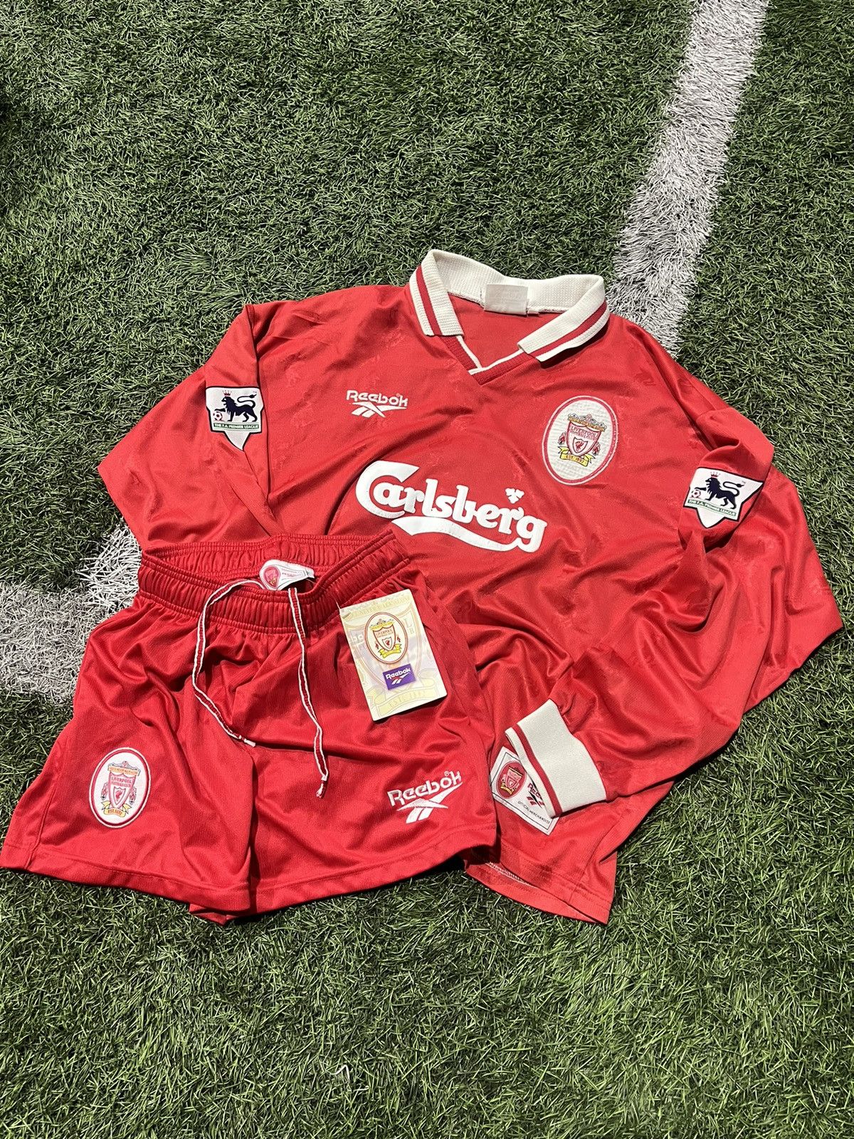 image of Vintage Liverpool 1996-1997 Home Soccer Jersey in Red, Men's (Size XL)