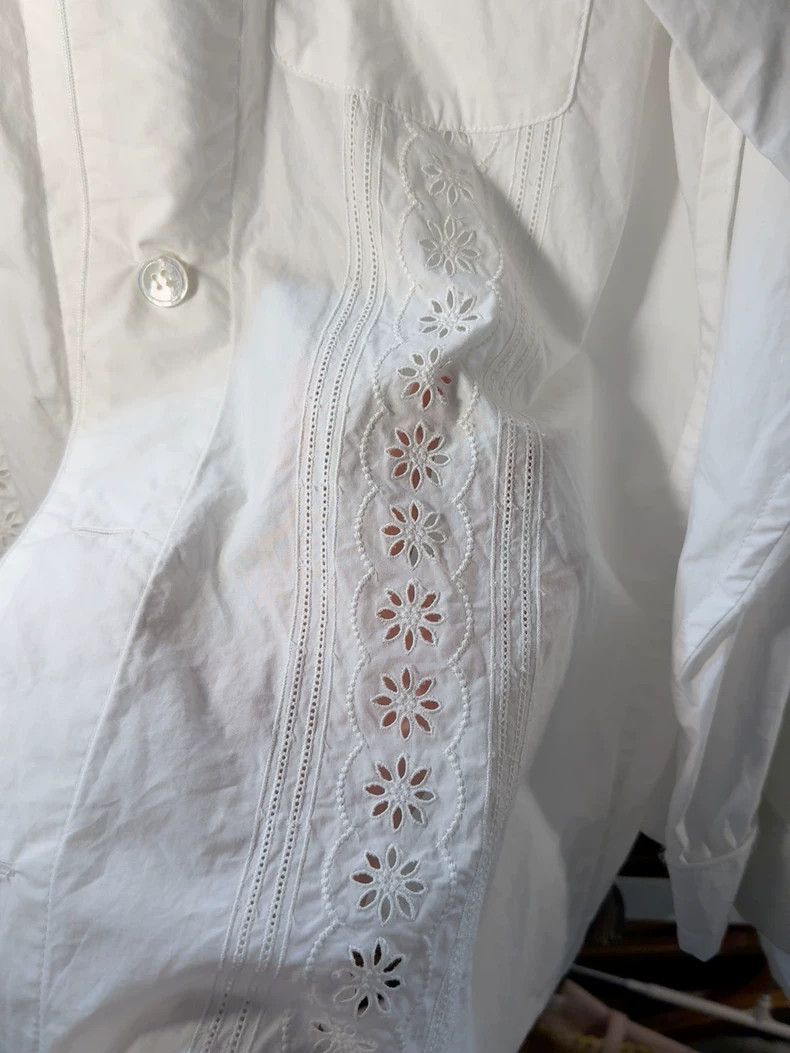 Comme des Garcons Comme Des Garcons Embroidered white shirt 2505-Nextarrow Size M / US 6-8 / IT 42-44 - 3 Thumbnail