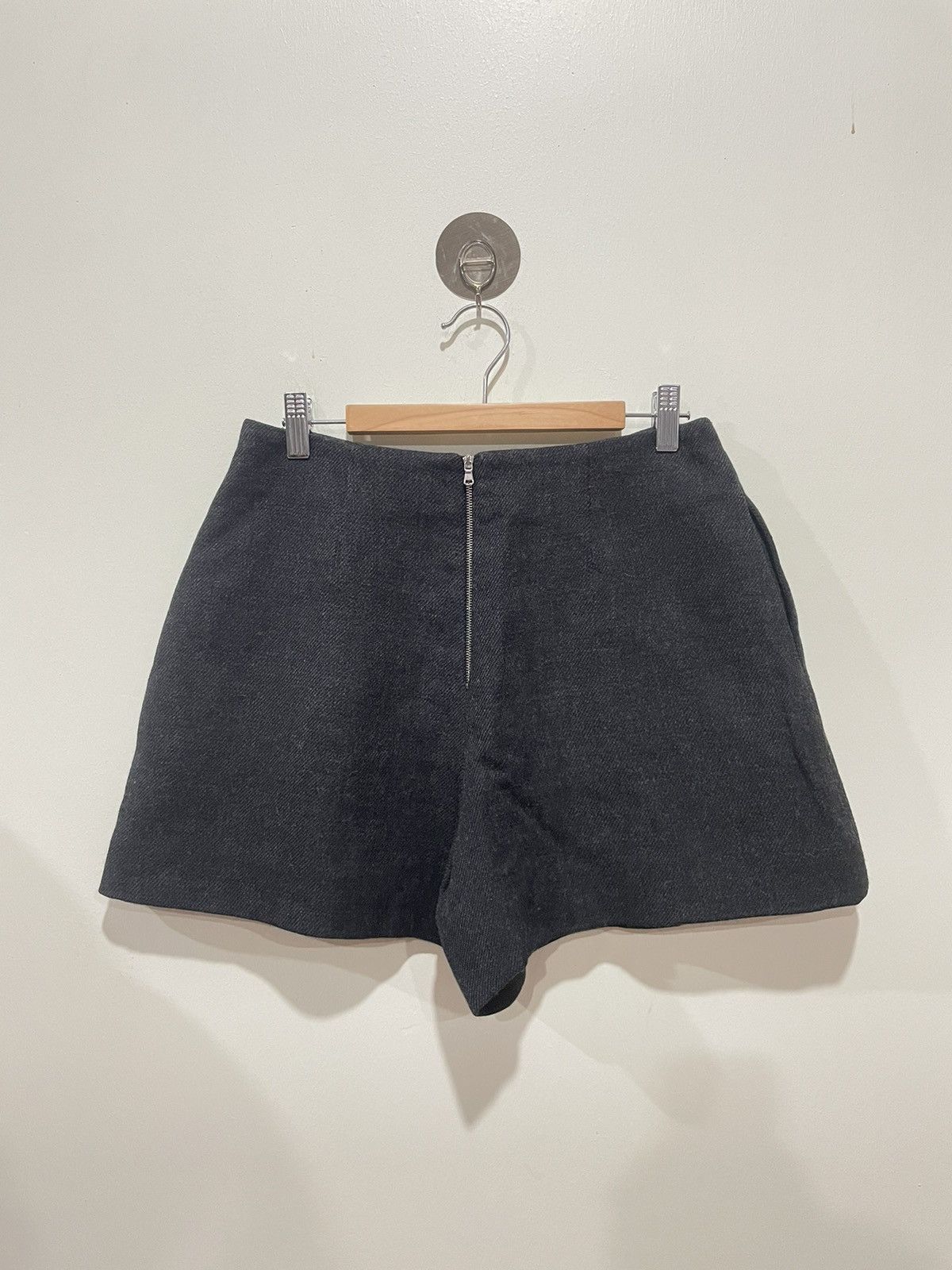 Carven Carven women shorts Size 25" / US 0 / IT 36 - 2 Thumbnail