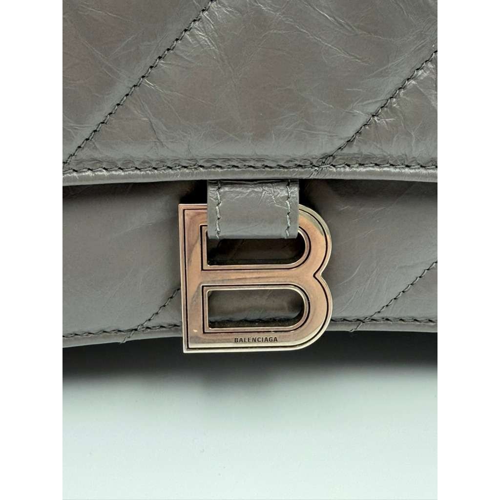 Balenciaga CC31 Size: OS / Crush Chain Bag in Grey Size ONE SIZE - 6 Thumbnail