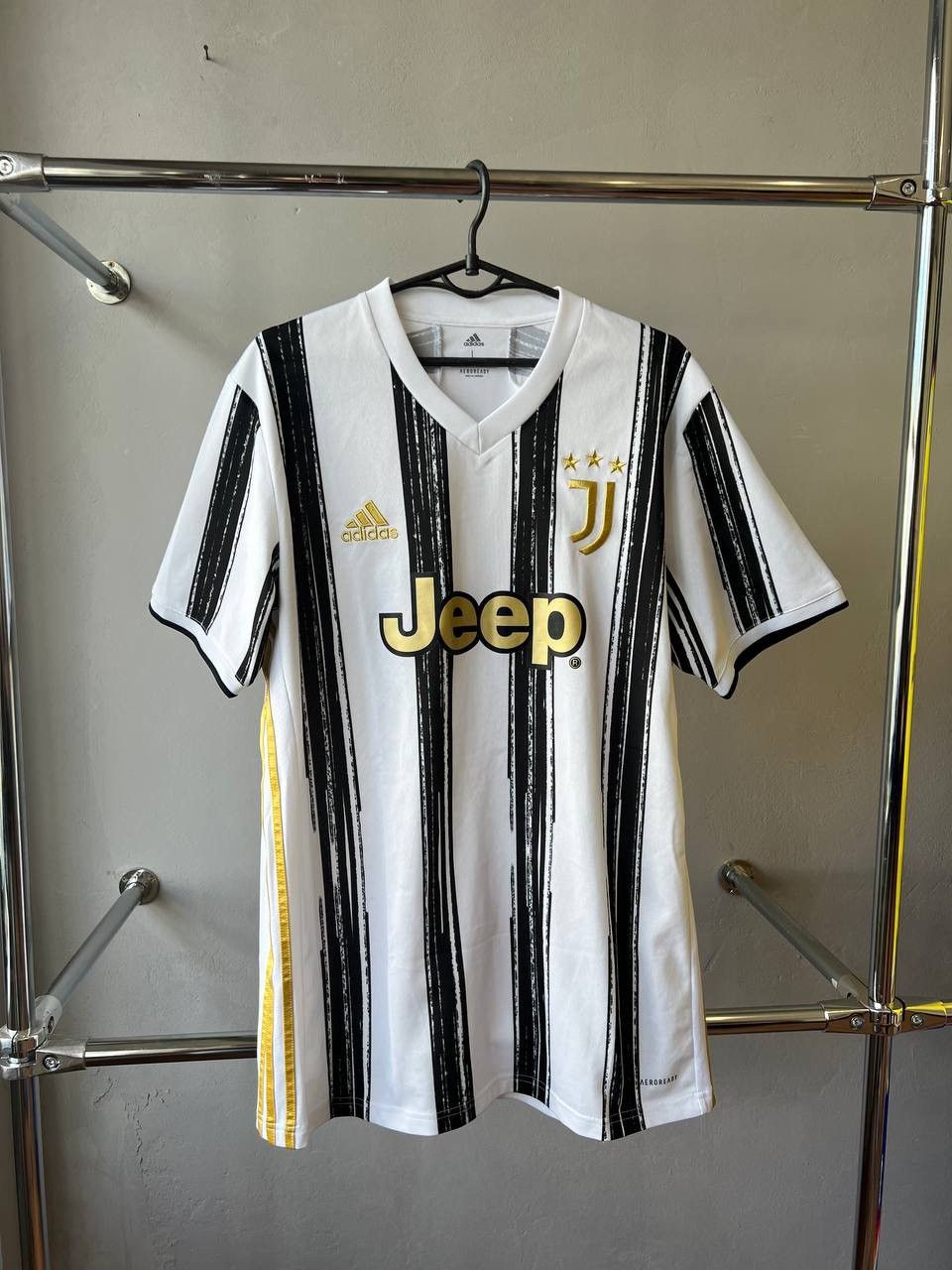 Adidas 2020/21 JUVENTUS FC HOME SOCCER FOOTBALL JERSEY ADIDAS L Size US L / EU 52-54 / 3 - 3 Thumbnail