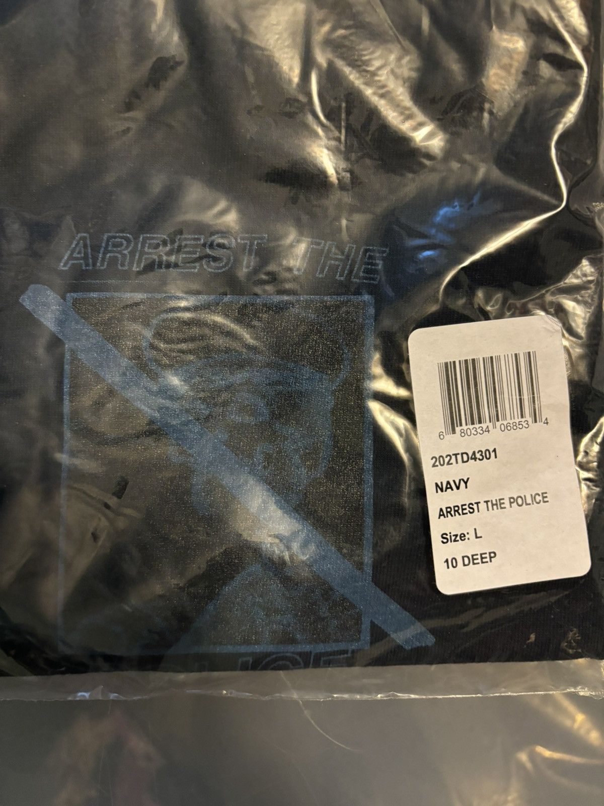 10 Deep 10 Deep Arrest the Police tee Size US L / EU 52-54 / 3 - 3 Thumbnail