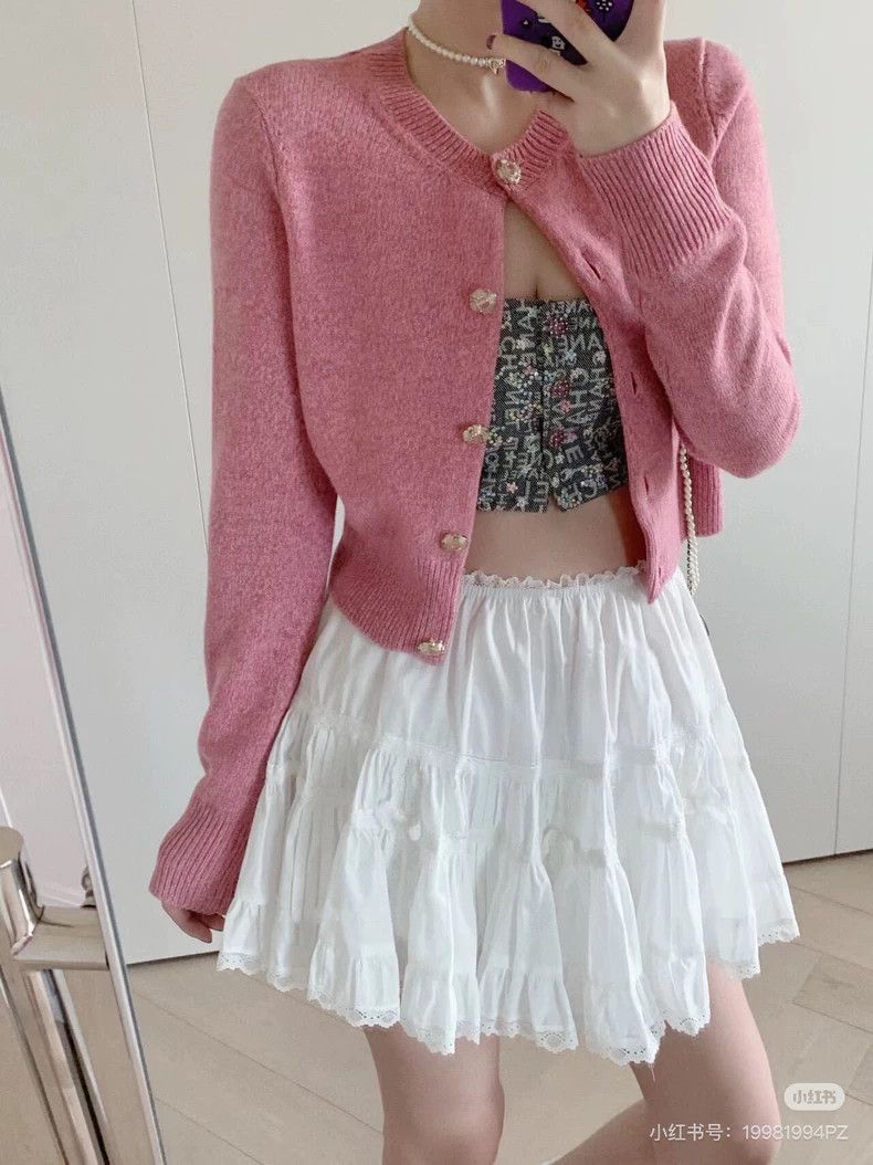 Chanel Chanel Flower glazed buckle pink round neck long sleeves Size XS / US 0-2 / IT 36-38 - 9 Thumbnail