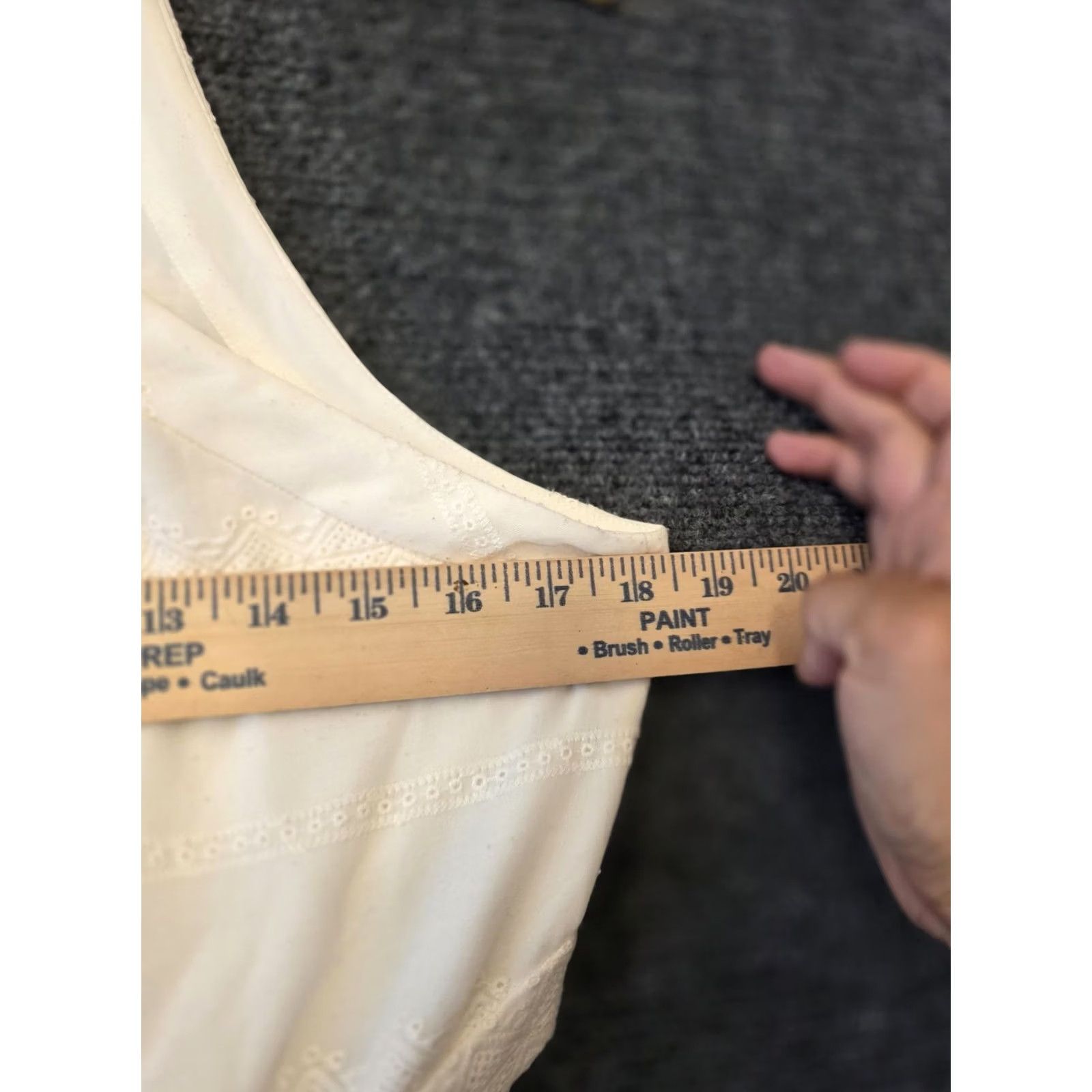 Bcbgmaxazria BCBGMAXAZRIA Dress Womens 12 White Halter Cutout Embroidered Maxi Sundress Size XL / US 12-14 / IT 48-50 - 6 Thumbnail