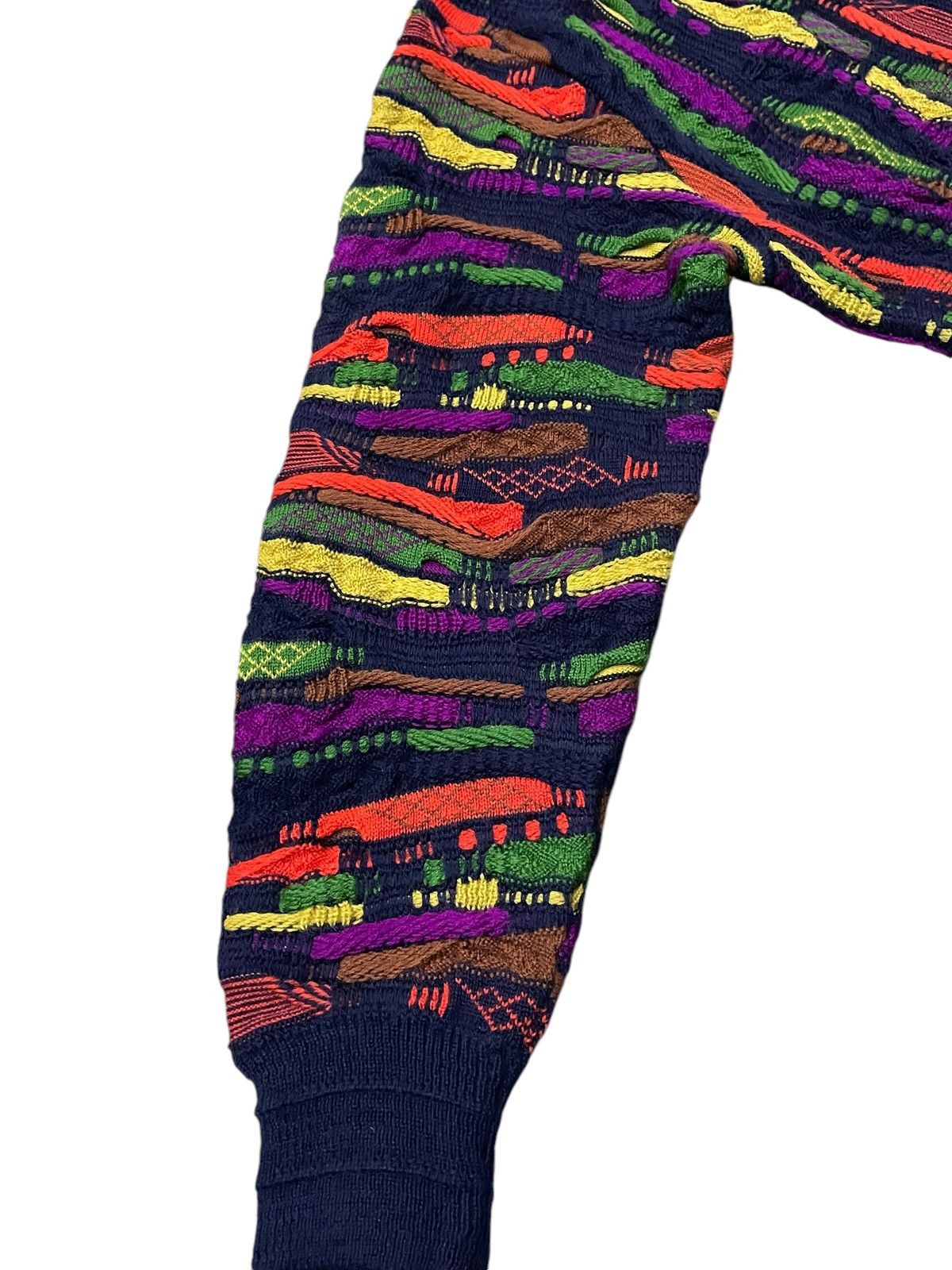 Coogi × Vintage Vintage Coogi 3D Cable Knit Style By limnos 90s Knitwear Size US L / EU 52-54 / 3 - 6 Thumbnail