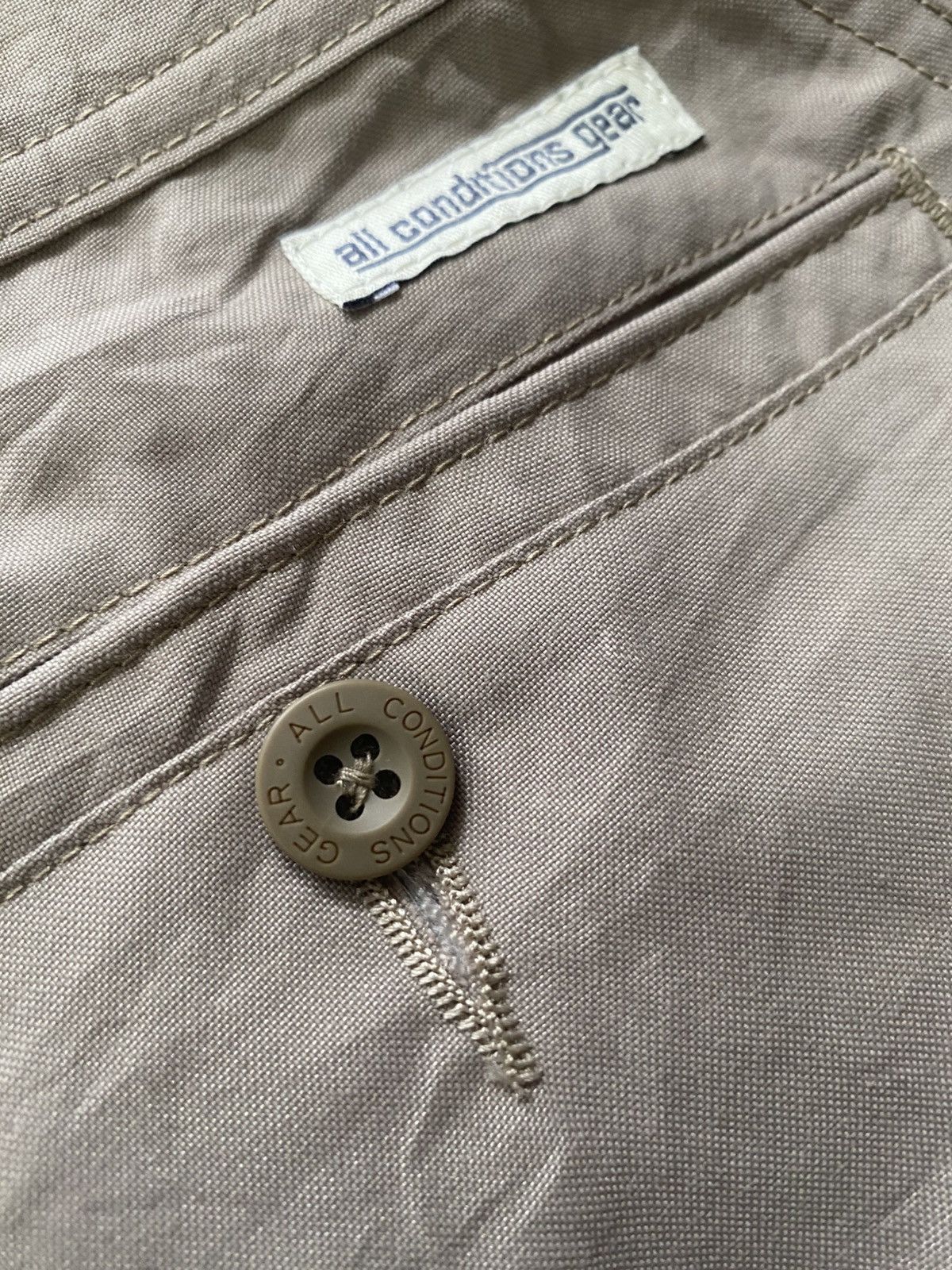 Nike ACG × Vintage Nike ACG Vintage Cargo Detachable Pant size 30 Size US 30 / EU 46 - 6 Thumbnail