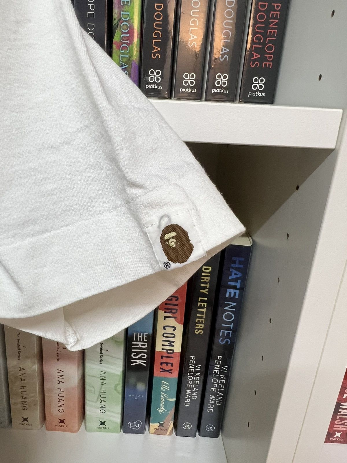 Bape BAPEXCLUSIVE The Beatles Logo Tee Size US M / EU 48-50 / 2 - 6 Thumbnail
