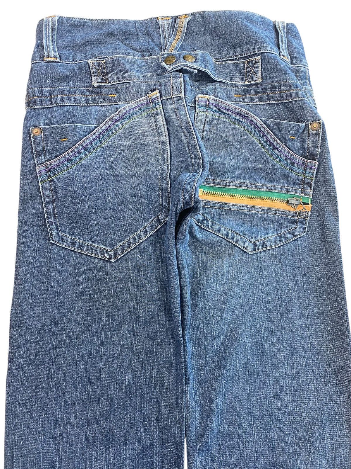 Japanese Brand Japanese Brand Blue Wash Style Boot Cut Leg Jean Size US 30 / EU 46 - 4 Thumbnail