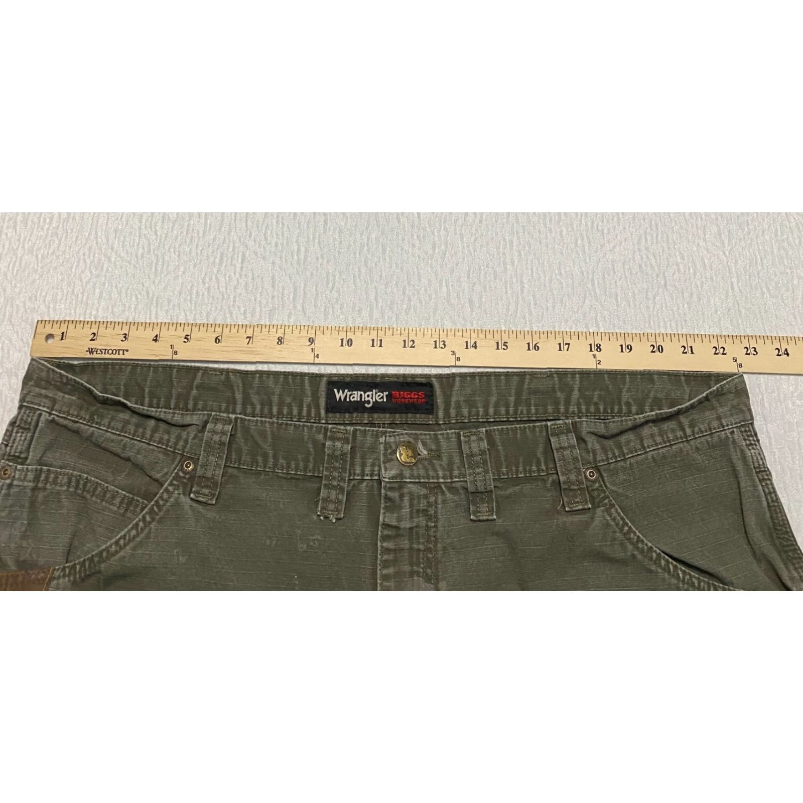 Wrangler VINTAGE Wrangler Riggs Workwear Relaxed Fit Carpenter Pants 44x36 Green Wide Leg Mens Pants Size US 44 / EU 60 - 7 Thumbnail