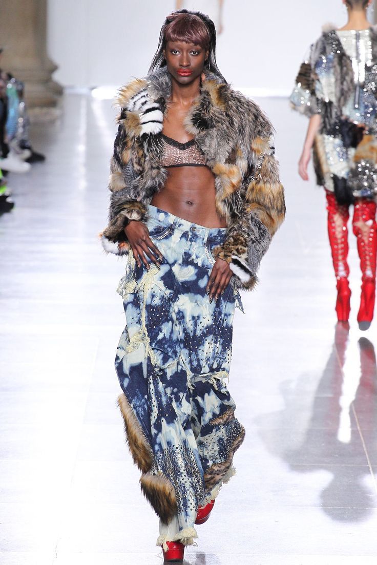 ASHISH Ashish Fall 2015 Faux Fur Studded Bleached Denim Jeans Size 26" / US 2 / IT 38 - 1 Thumbnail