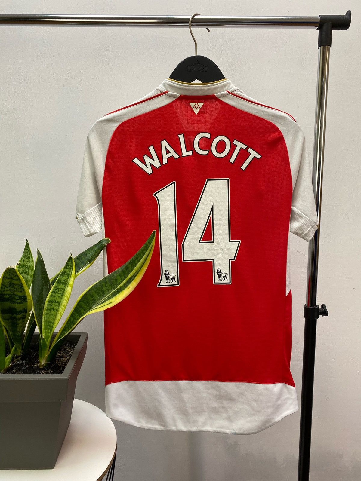 Vintage Vintage Nike Arsenal 2015-2016 #14 Walcott Soccer Jersey Kit Size US S / EU 44-46 / 1 - 1 Thumbnail