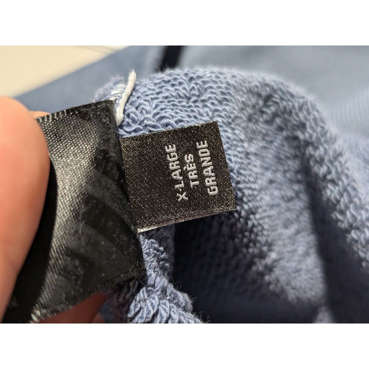 Amiri o1rshd1 Q:3 / Amiri 22 Hoodie in Bluefin Size US XL / EU 56 / 4 - 20 Thumbnail