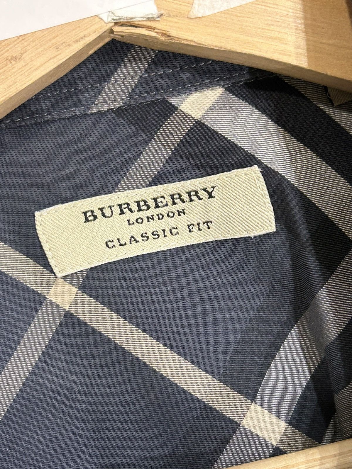 Burberry Burberry Plaid Button Down Shirt Size US S / EU 44-46 / 1 - 3 Thumbnail