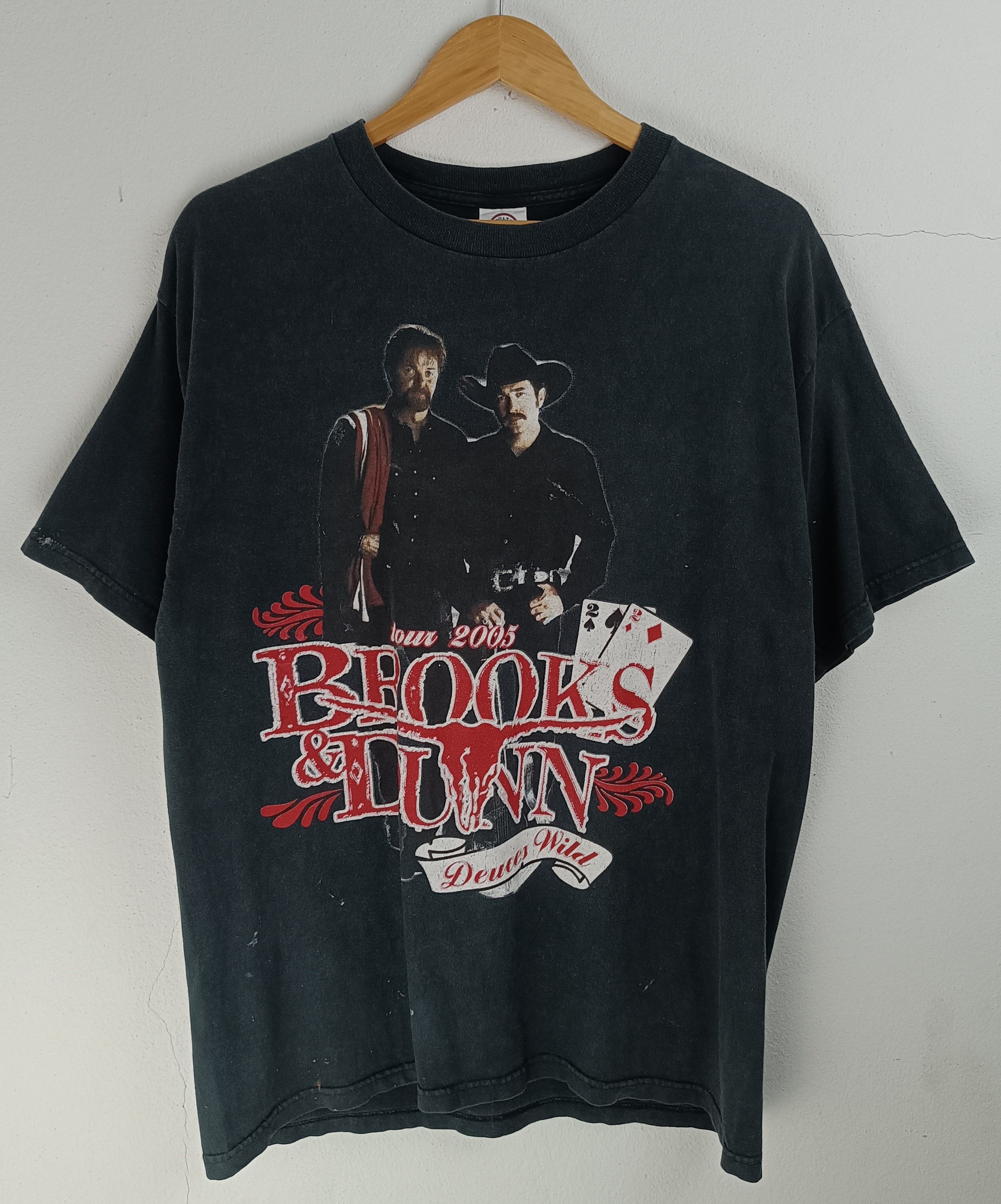 Band Tees VINTAGE 2005 BROOKS & DUNN DEUCES WILD TOUR cowboy country Size US L / EU 52-54 / 3 - 3 Thumbnail