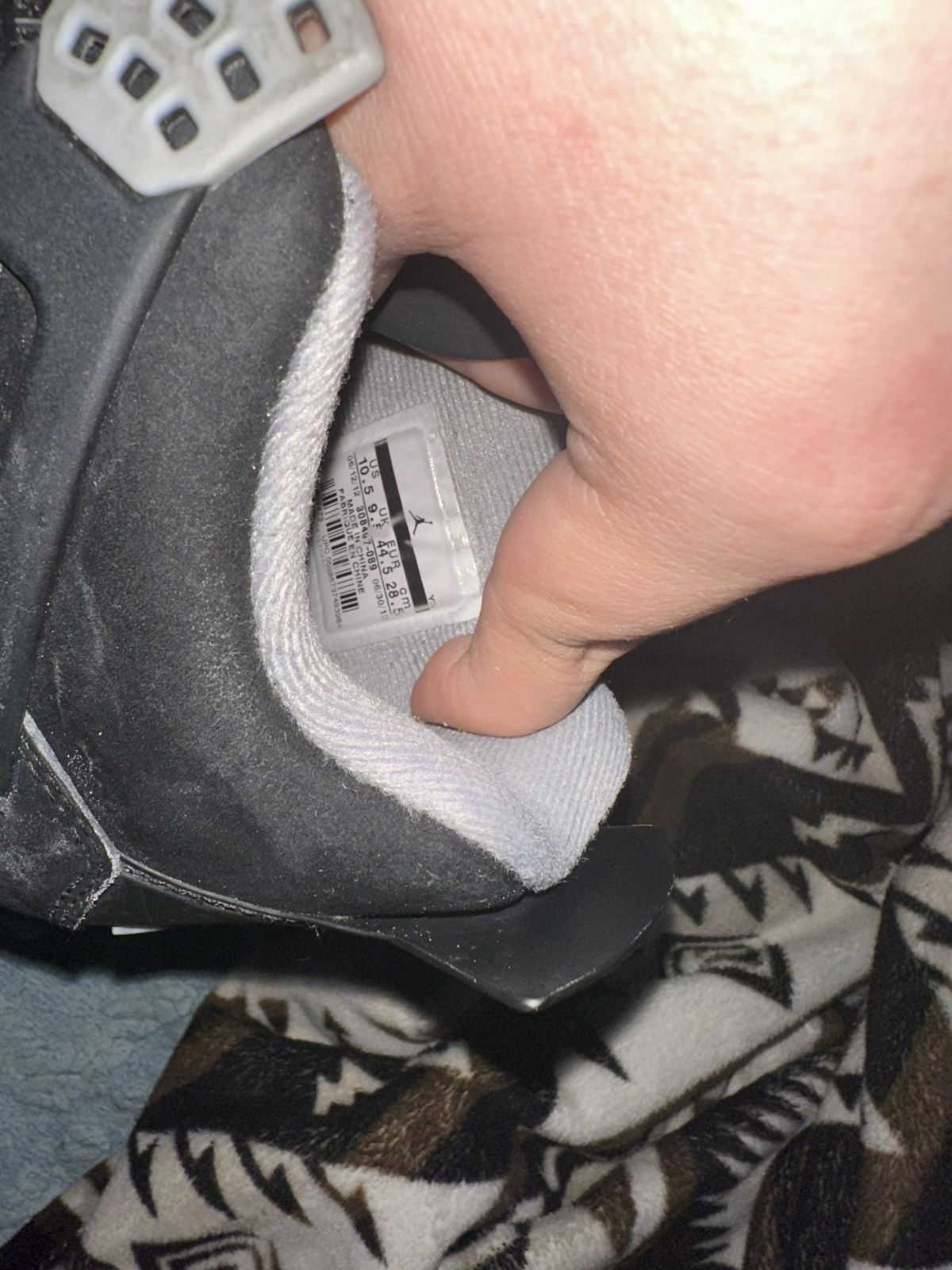 Jordan Brand × Nike 2012 Jordan 4 bred Size US 10.5 / EU 43-44 - 7 Thumbnail