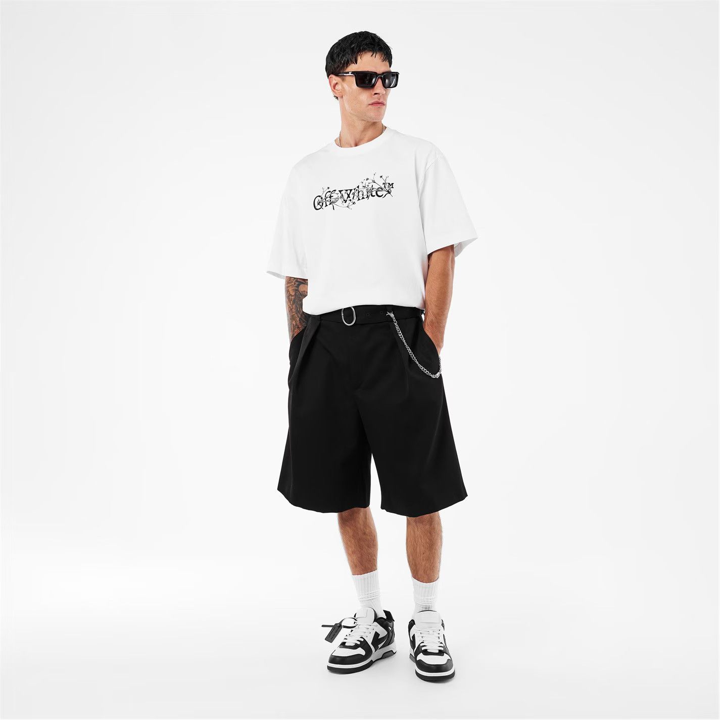 Off-White o1g2r1mq0226 Flower Skate T-Shirt In White Size US M / EU 48-50 / 2 - 6 Thumbnail