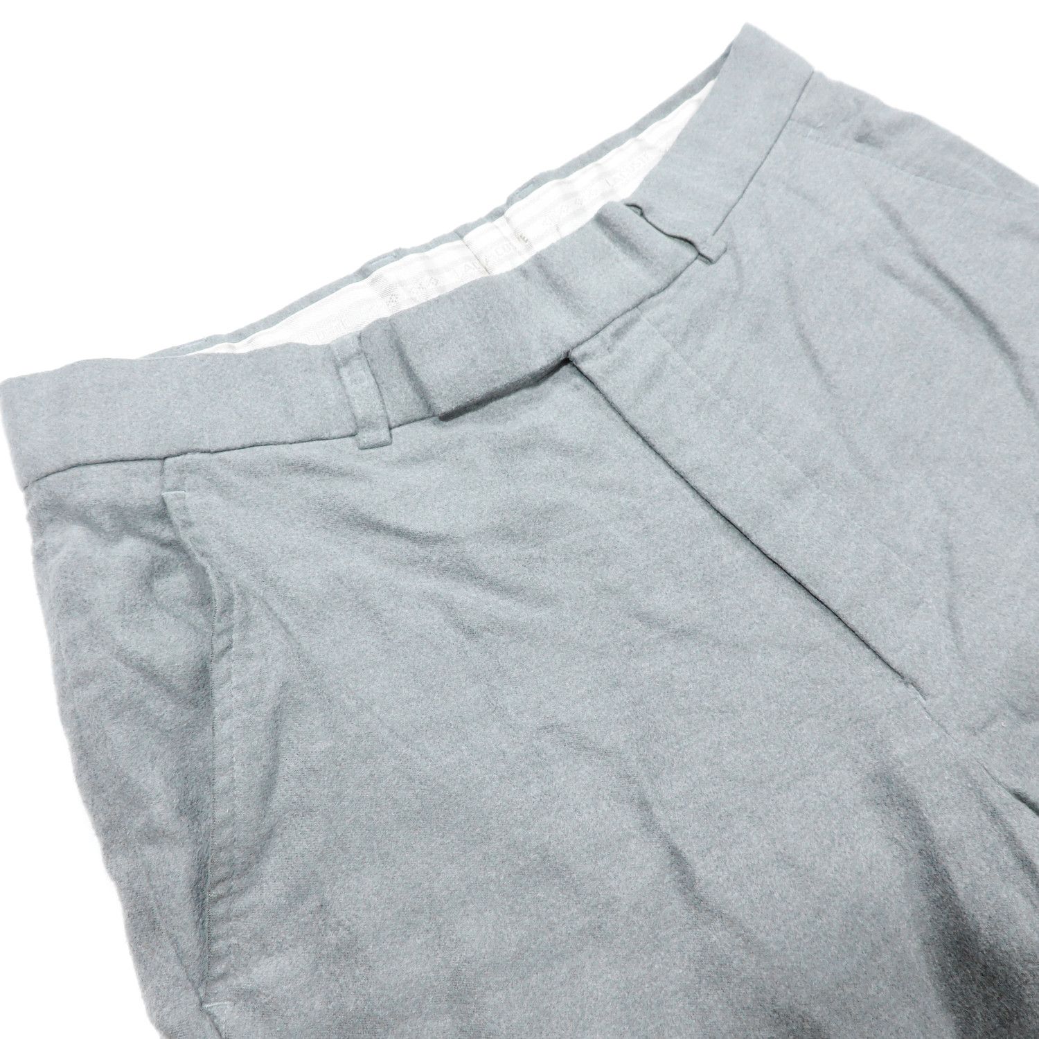Lacoste LACOSTE WHITE LOGO CASUAL SHORT PANTS Size US 30 / EU 46 - 7 Thumbnail