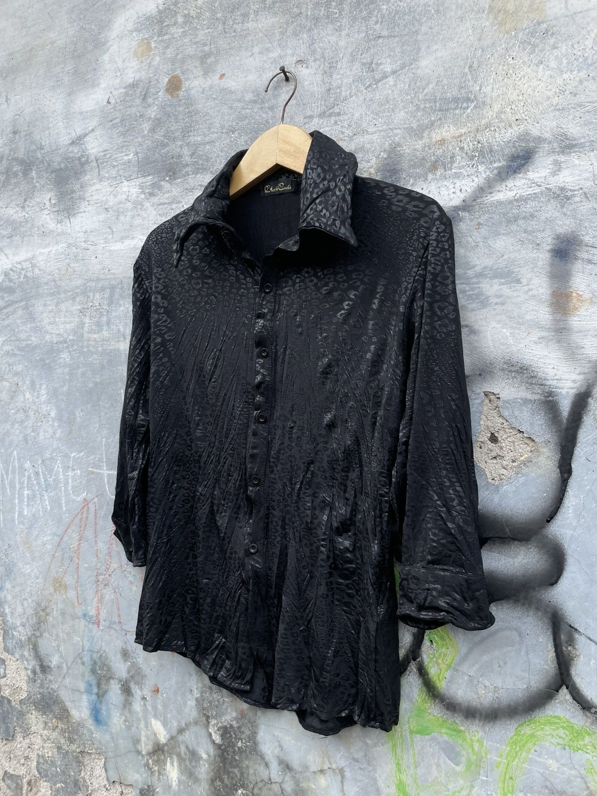 Japanese Brand Y2K Black Crown Snake Skin Ifsixwasnine Style Shirt Size US L / EU 52-54 / 3 - 2 Thumbnail