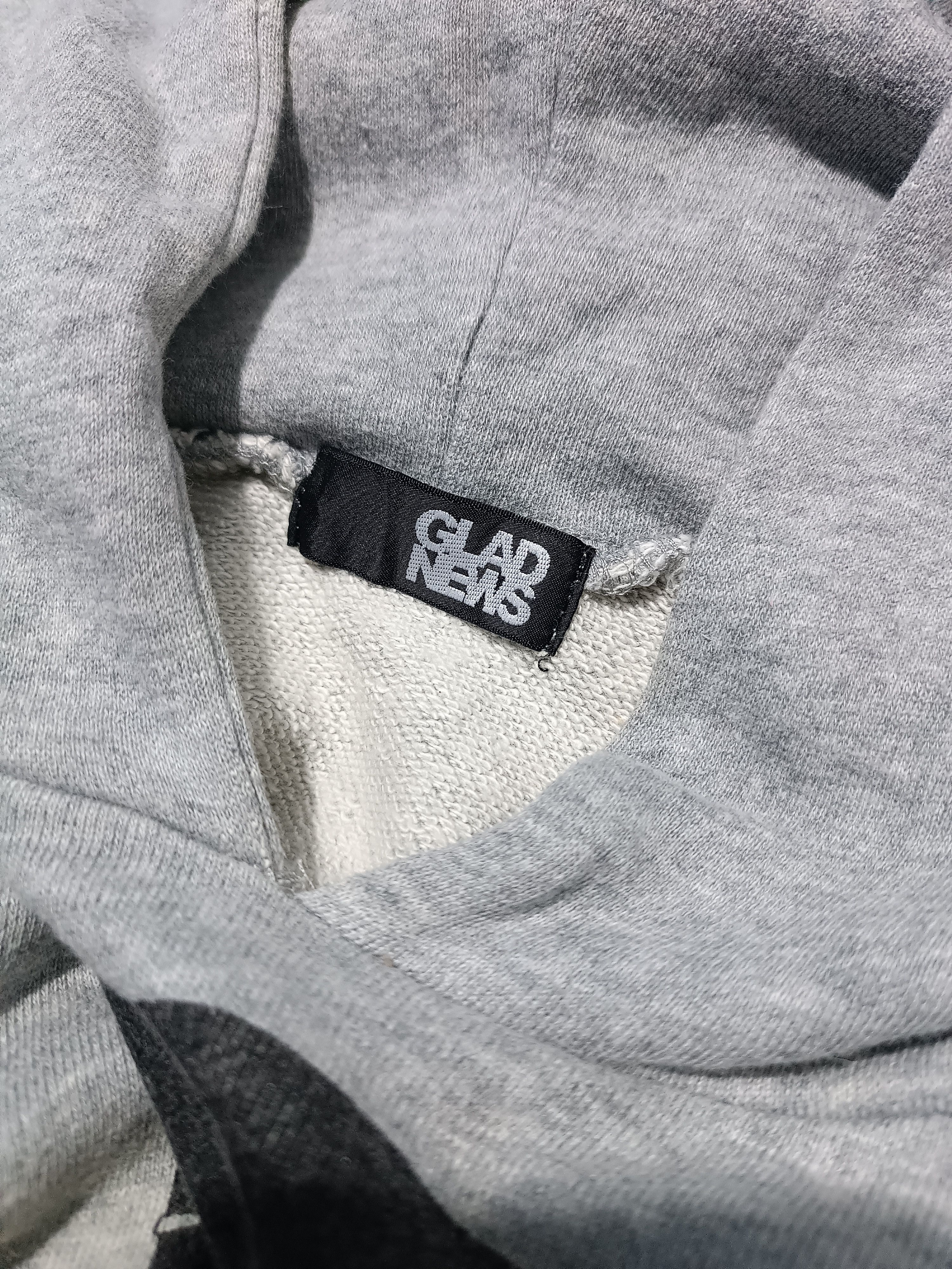 Japanese Brand Vintage Glad News Skull Head Hoodie Sweater Size US L / EU 52-54 / 3 - 5 Thumbnail