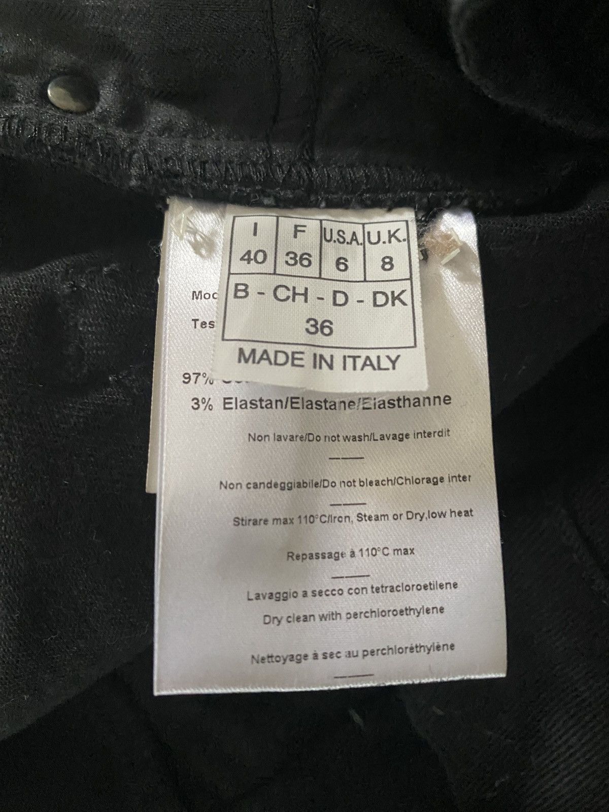 Emilio Pucci Emilio Pucci Black Crystal Embellished Jeans Size 6 (Small) Size 28" / US 6 / IT 42 - 7 Thumbnail