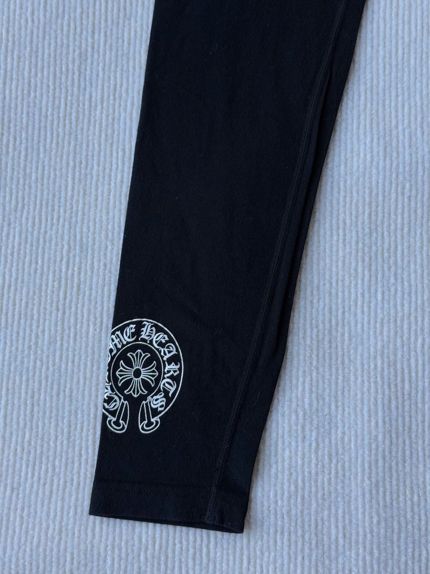 Chrome Hearts Chrome Hearts Black Cross Logo Leggings S Worn Once Size 25" / US 0 / IT 36 - 4 Thumbnail